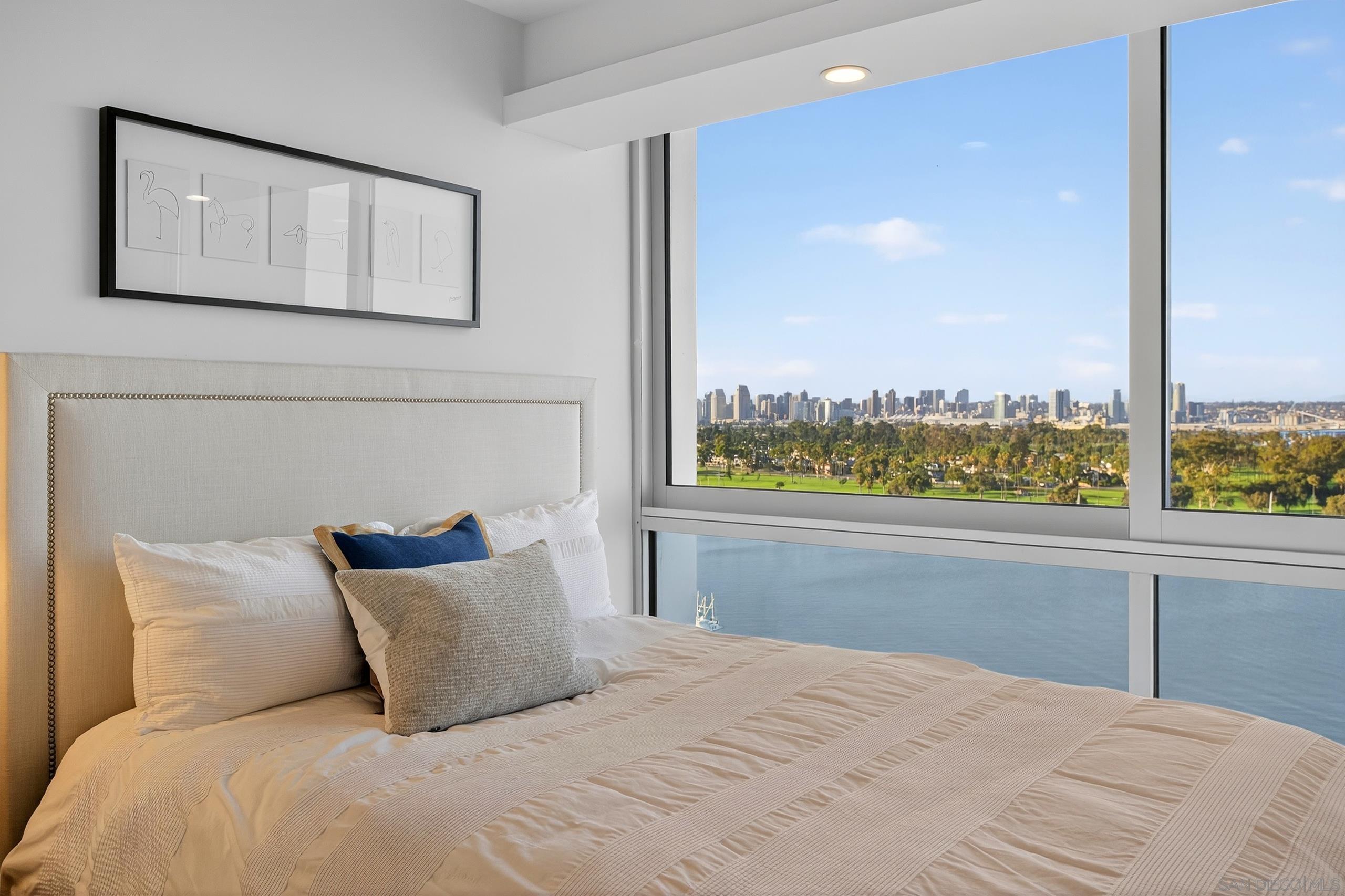 Detail Gallery Image 32 of 60 For 1810  Avenida Del Mundo  1503, Coronado,  CA 92118 - 3 Beds | 3 Baths