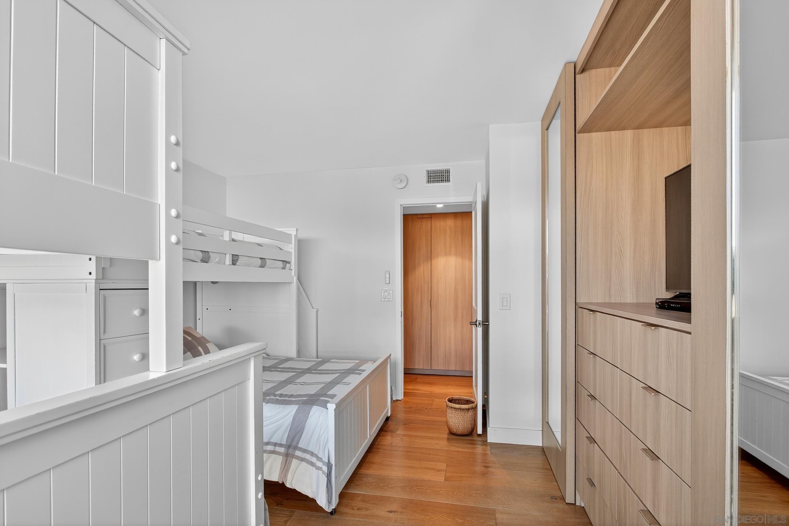 Detail Gallery Image 36 of 60 For 1810  Avenida Del Mundo  1503, Coronado,  CA 92118 - 3 Beds | 3 Baths