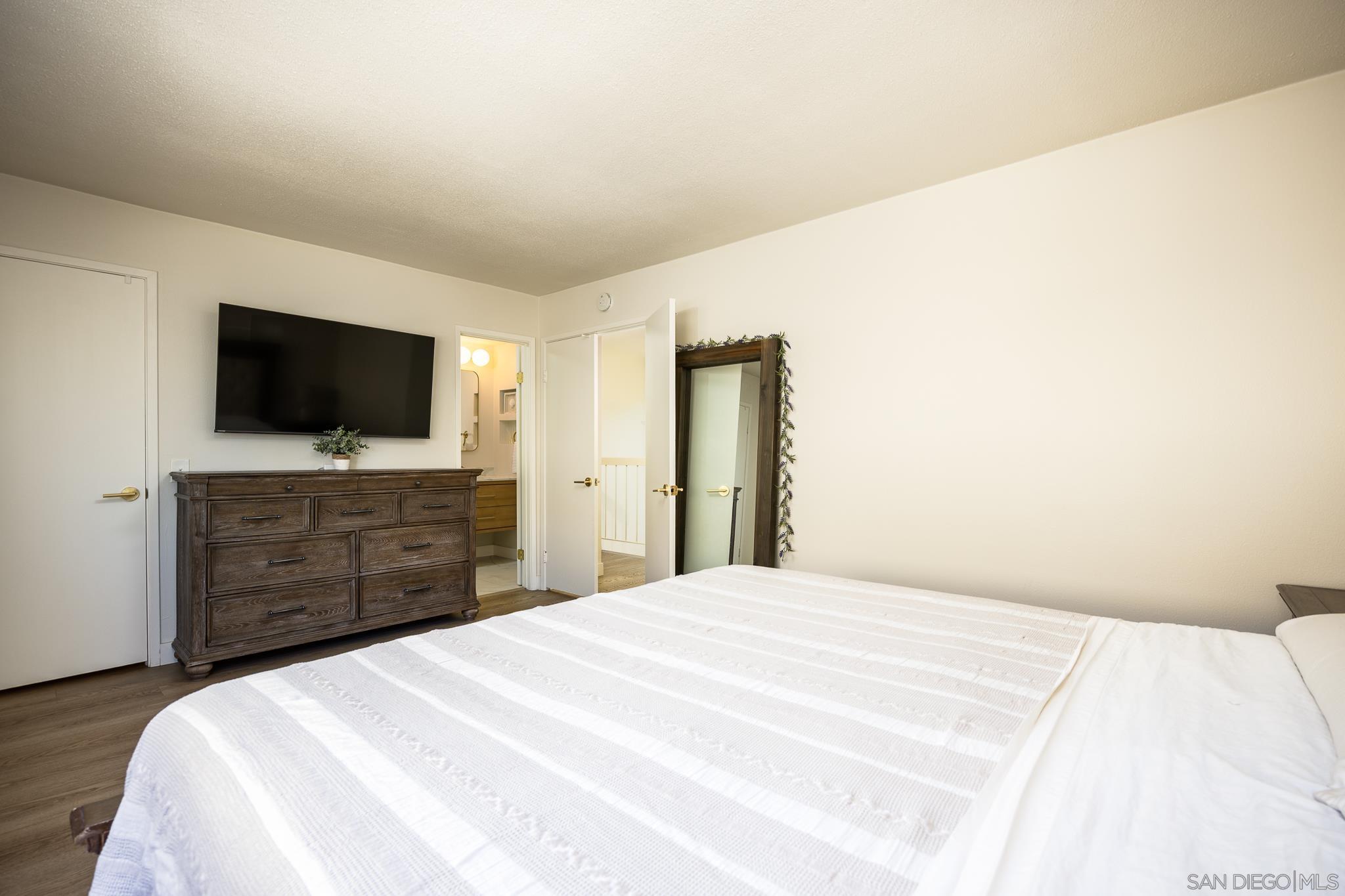 Detail Gallery Image 8 of 30 For 7813  Starling Dr, San Diego,  CA 92123 - 2 Beds | 1 Baths