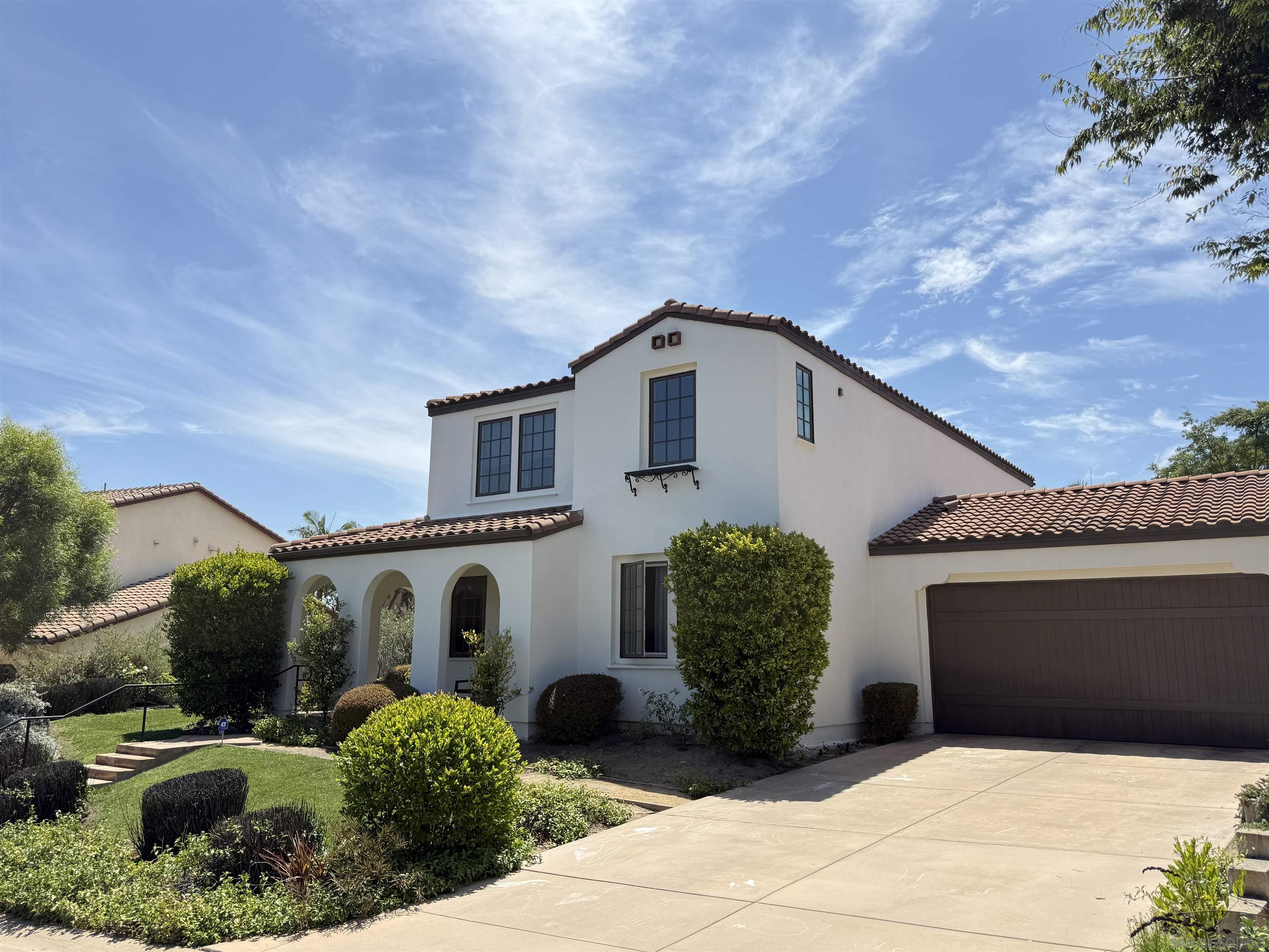 Detail Gallery Image 3 of 24 For 16232  Almanor Way, San Diego,  CA 92127 - 5 Beds | 3 Baths