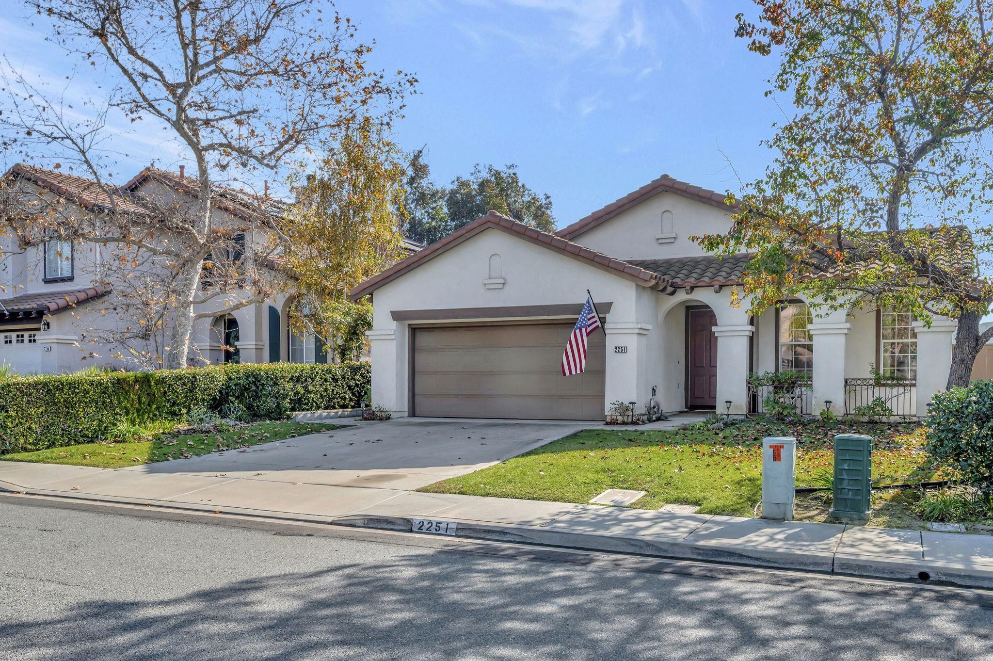 Detail Gallery Image 3 of 40 For 2251  Paseo Saucedal, Carlsbad,  CA 92009 - 3 Beds | 2 Baths
