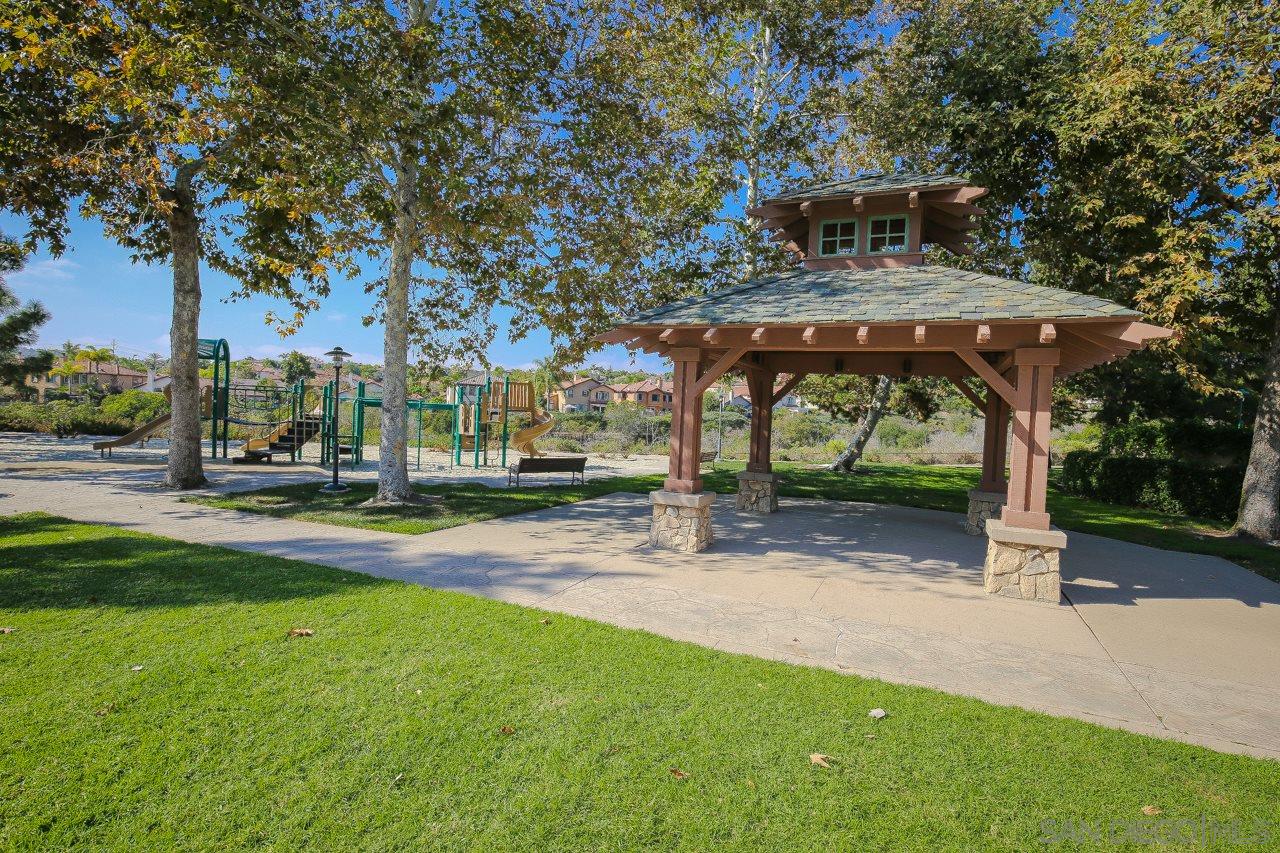 Detail Gallery Image 39 of 40 For 2251  Paseo Saucedal, Carlsbad,  CA 92009 - 3 Beds | 2 Baths