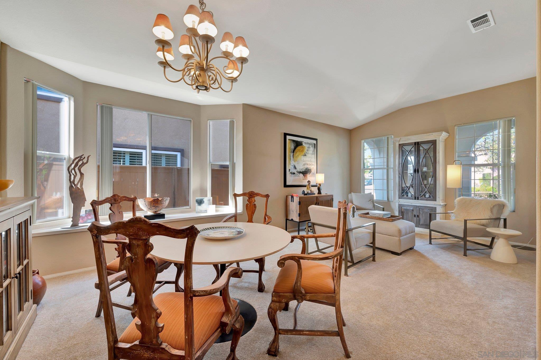 Detail Gallery Image 6 of 40 For 2251  Paseo Saucedal, Carlsbad,  CA 92009 - 3 Beds | 2 Baths