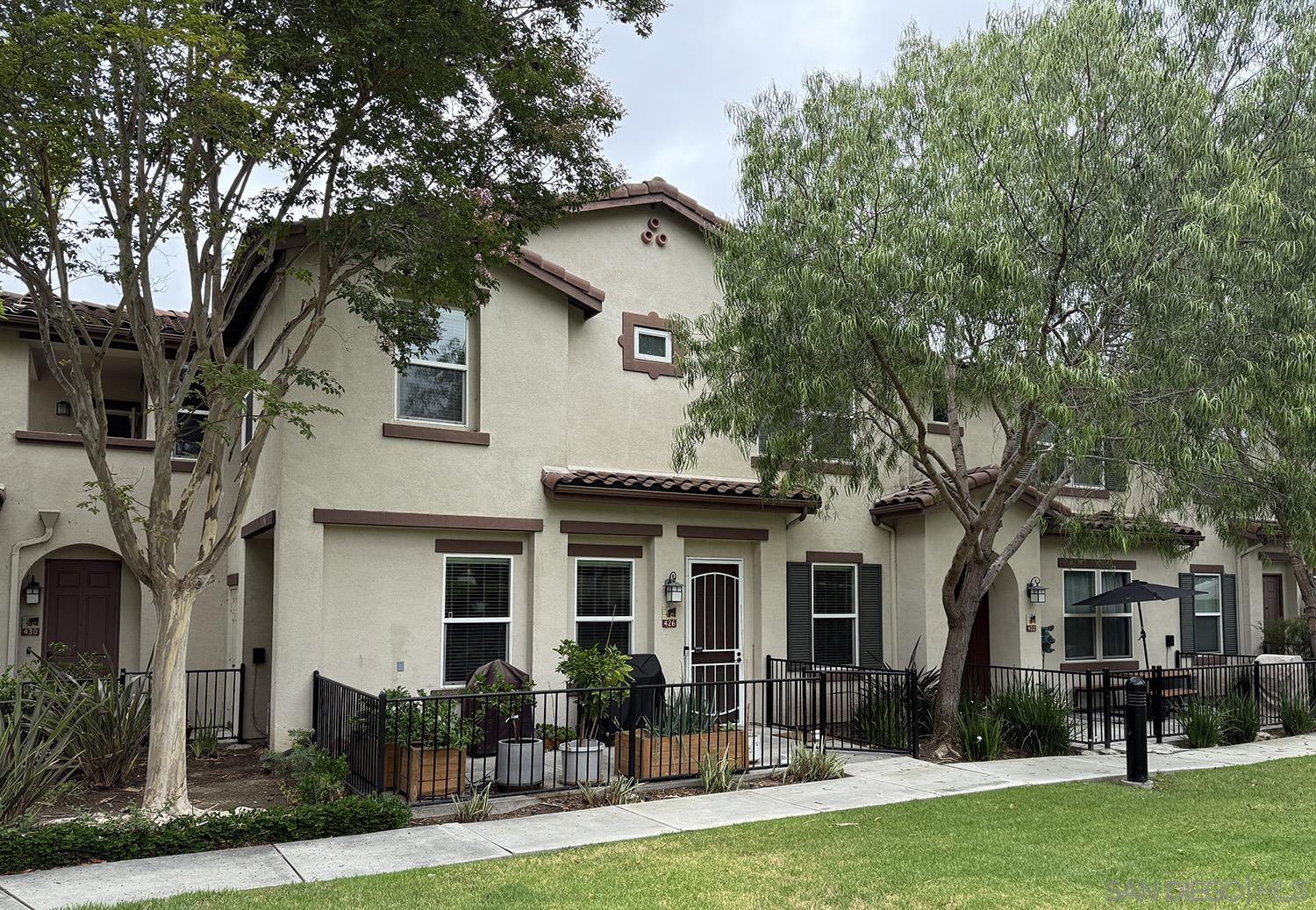 Front Image Thumbnail for SD250036831