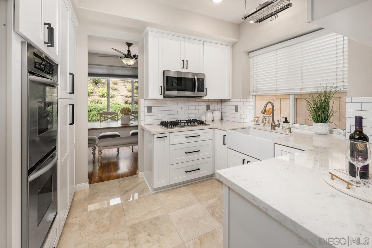 Front Image Thumbnail for SD250036843