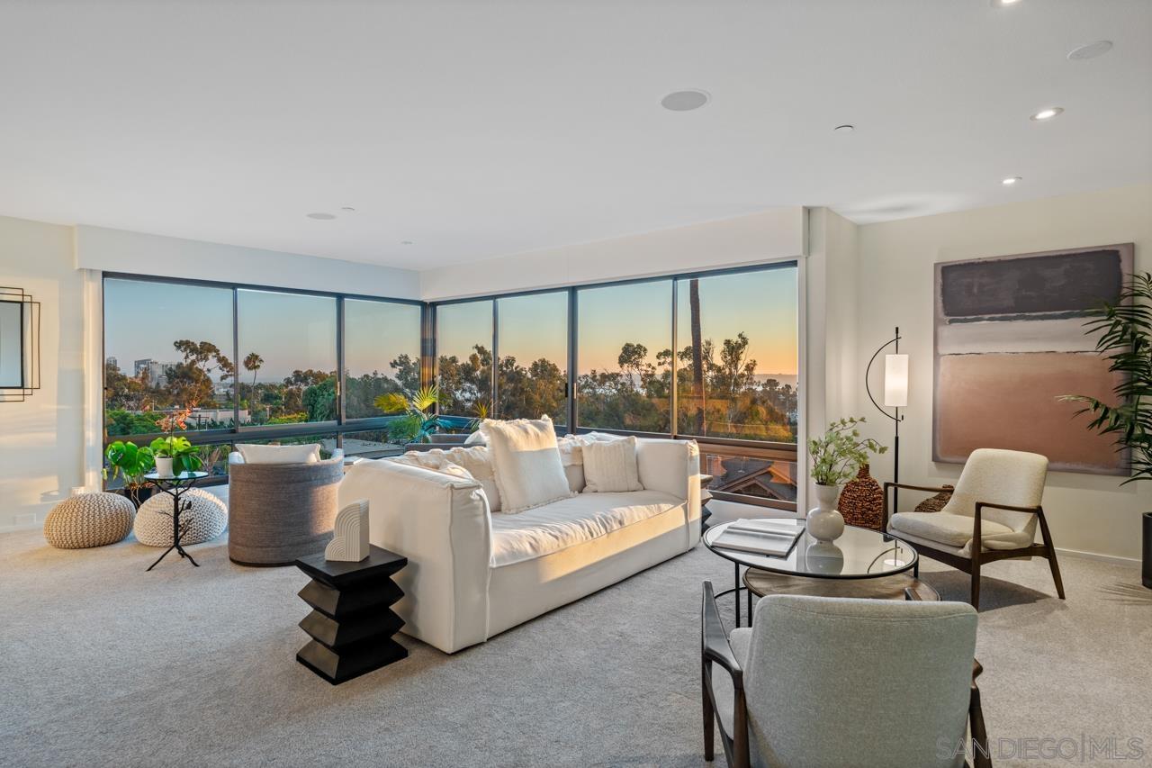 Front Image Thumbnail for SD250036883