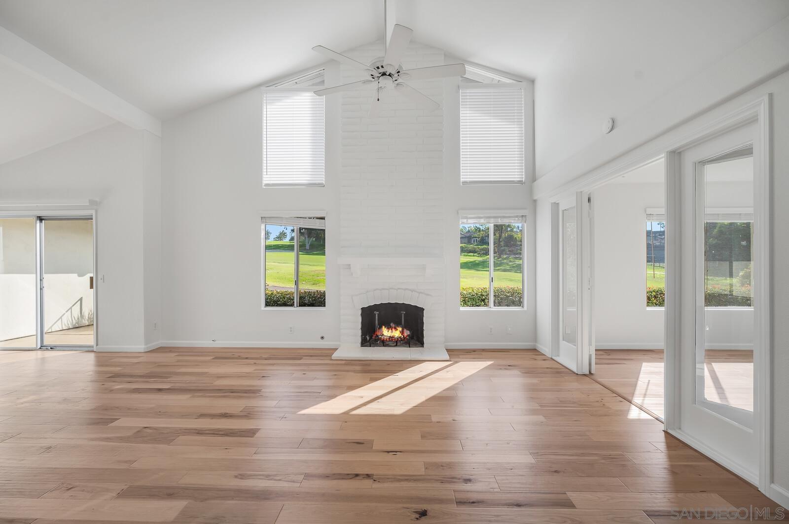 Front Image Thumbnail for SD250036886