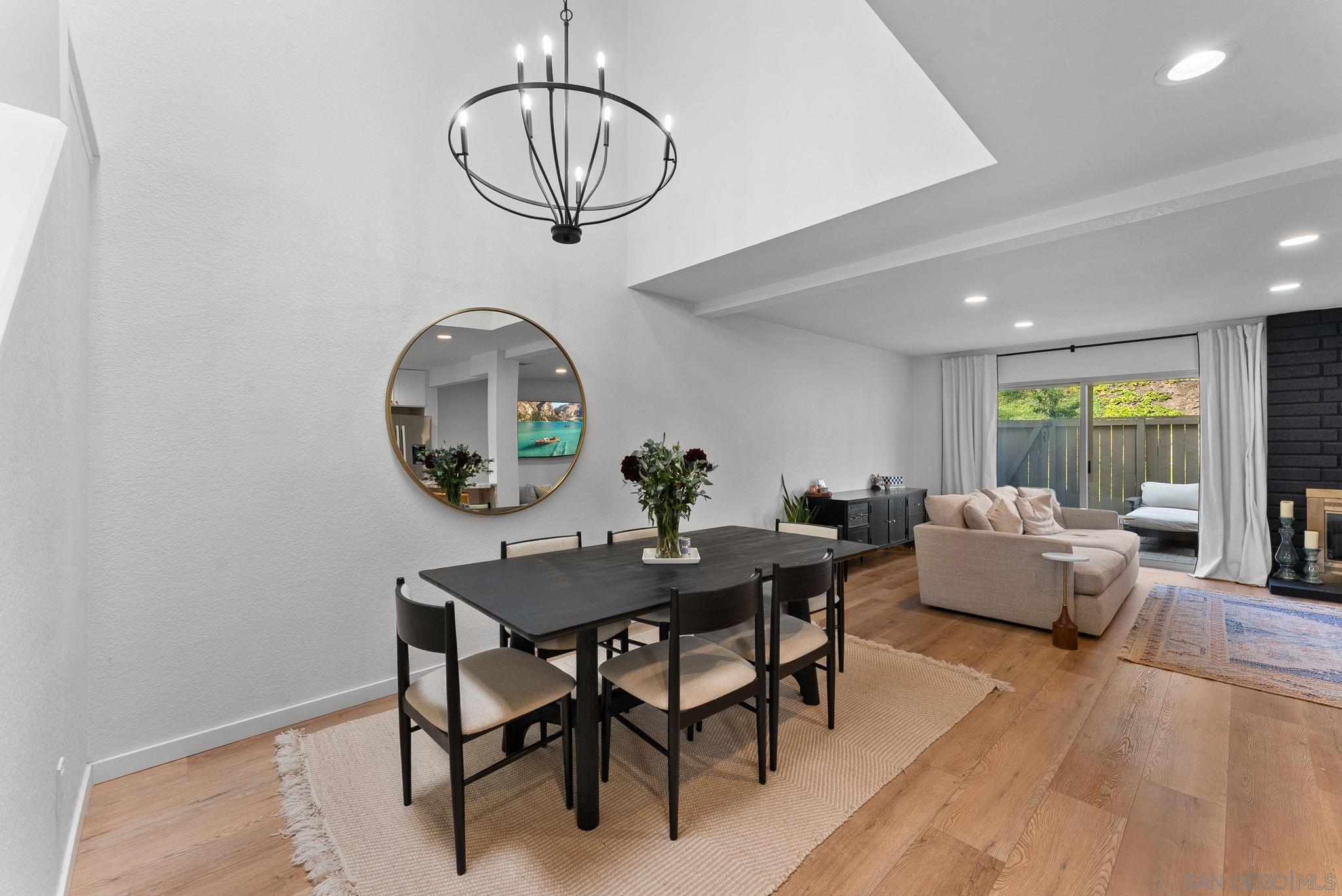 Detail Gallery Image 5 of 35 For 10280  Caminito Rio Branco, San Diego,  CA 92131 - 3 Beds | 2/1 Baths