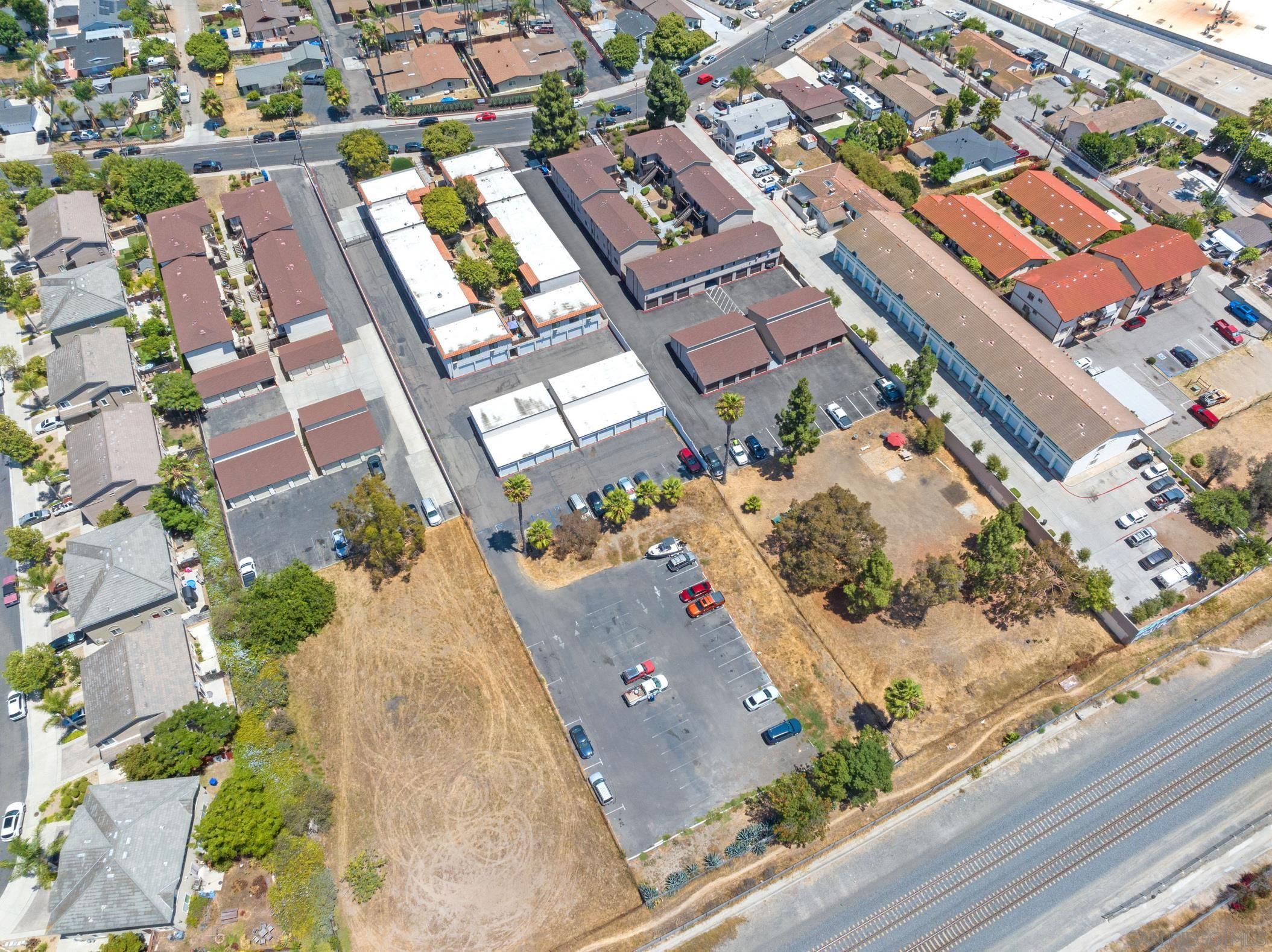 Detail Gallery Image 14 of 24 For 628 W California Ave, Vista,  CA 92083 - – Beds | – Baths