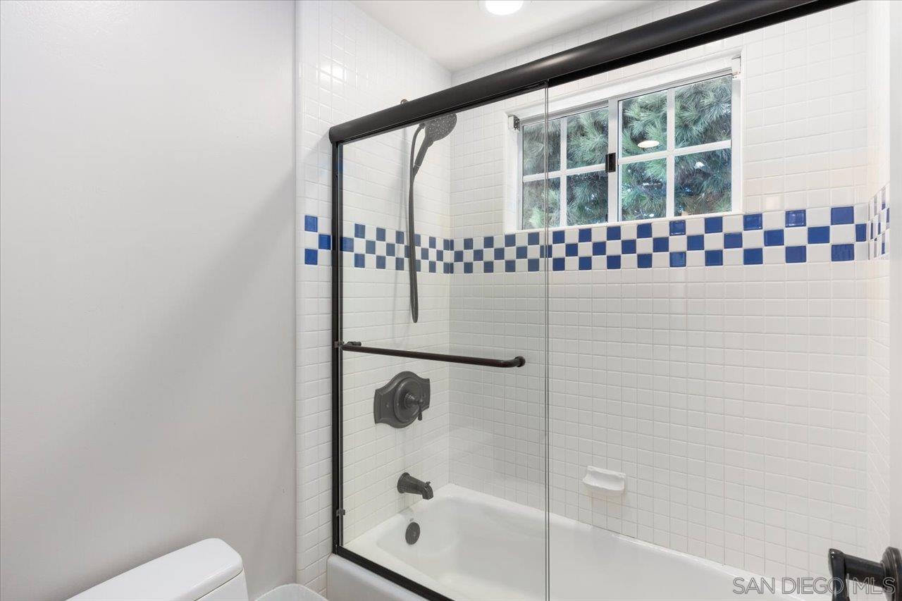 Detail Gallery Image 24 of 56 For 512 S Granados Ave, Solana Beach,  CA 92075 - 6 Beds | 4/1 Baths