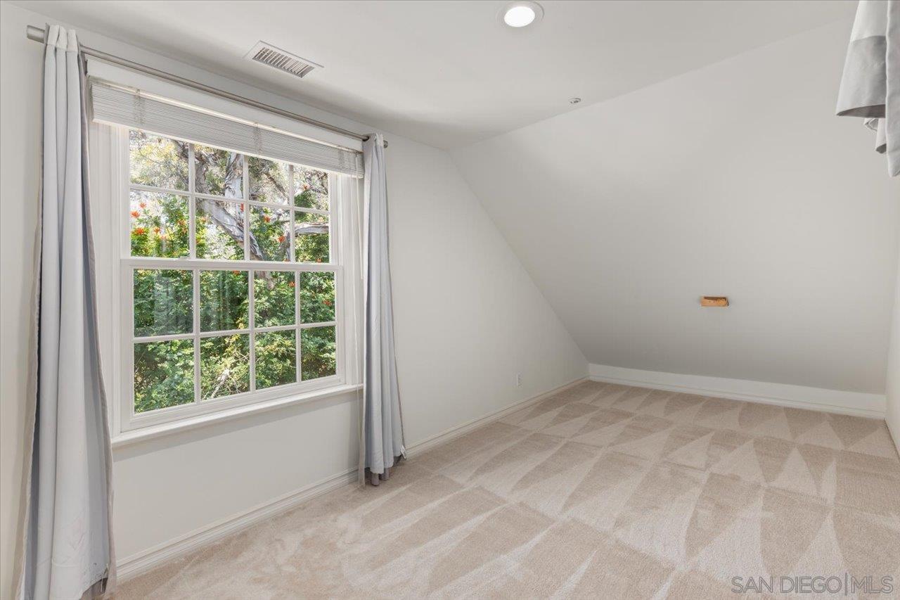Detail Gallery Image 35 of 56 For 512 S Granados Ave, Solana Beach,  CA 92075 - 6 Beds | 4/1 Baths
