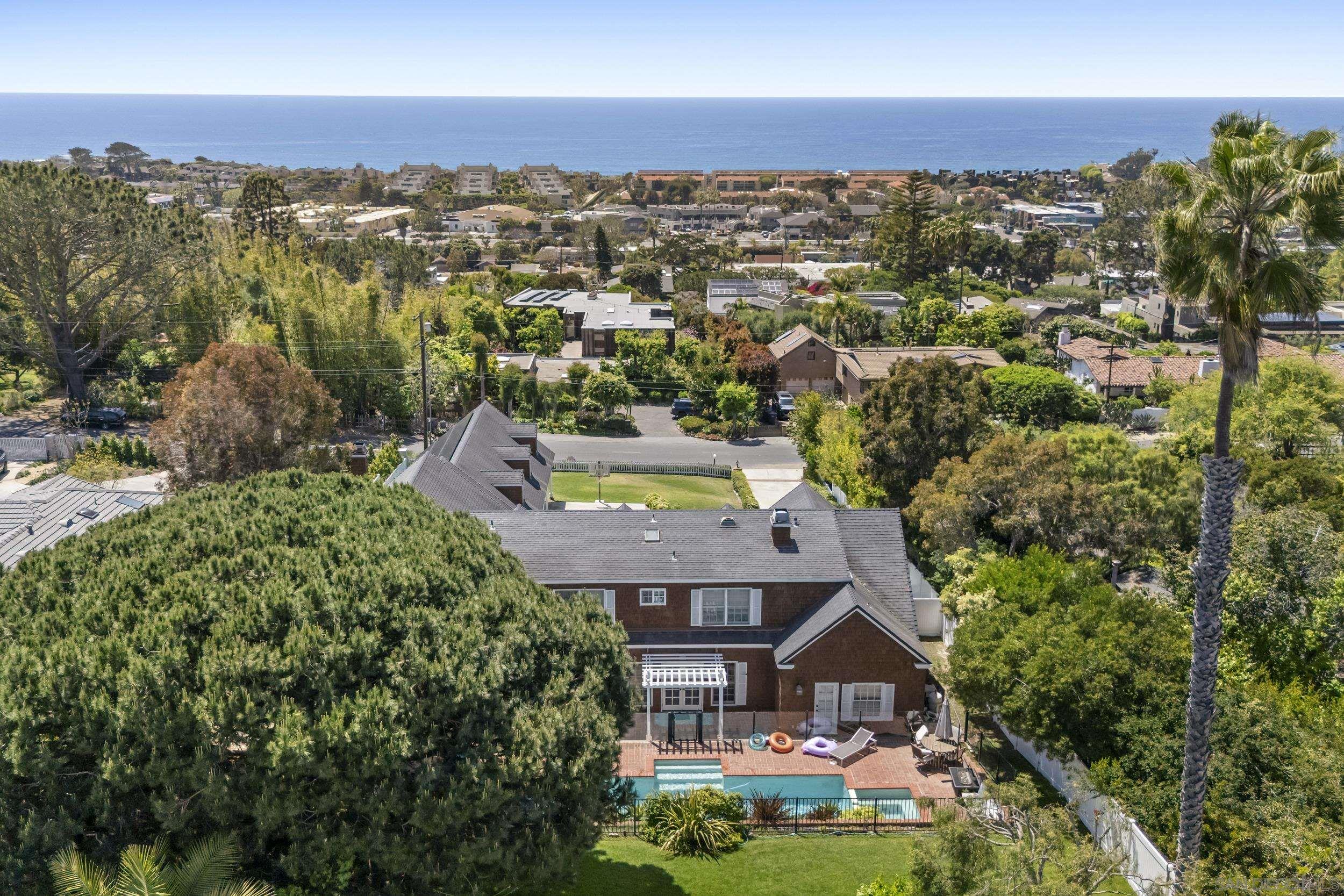 Detail Gallery Image 39 of 56 For 512 S Granados Ave, Solana Beach,  CA 92075 - 6 Beds | 4/1 Baths