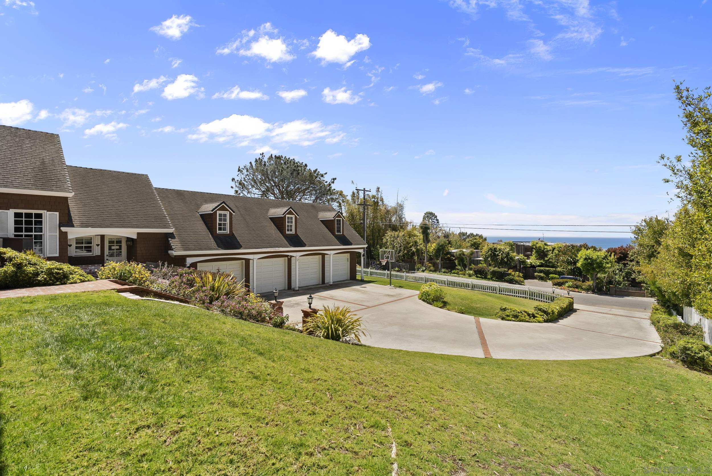 Detail Gallery Image 44 of 56 For 512 S Granados Ave, Solana Beach,  CA 92075 - 6 Beds | 4/1 Baths