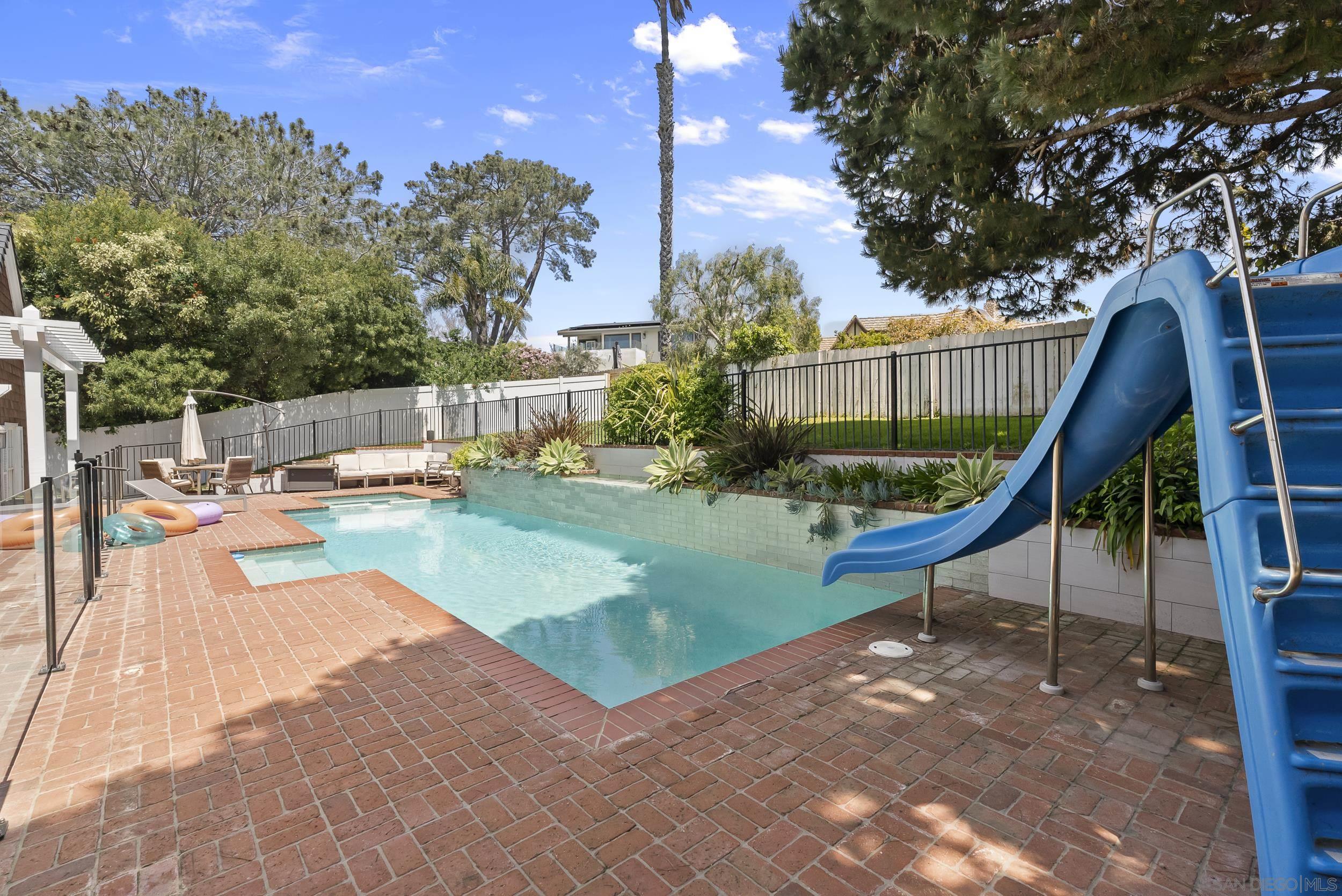 Detail Gallery Image 48 of 56 For 512 S Granados Ave, Solana Beach,  CA 92075 - 6 Beds | 4/1 Baths