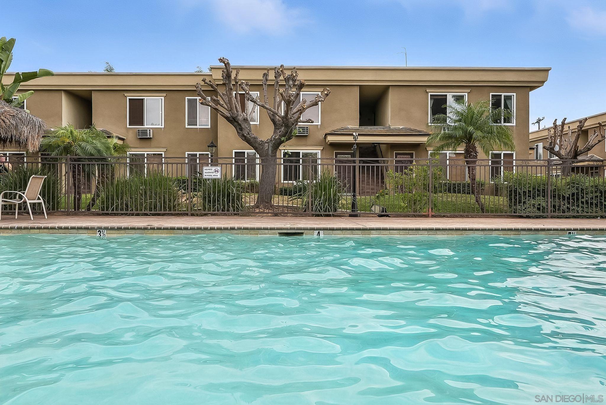 Front Image Thumbnail for SD250037084