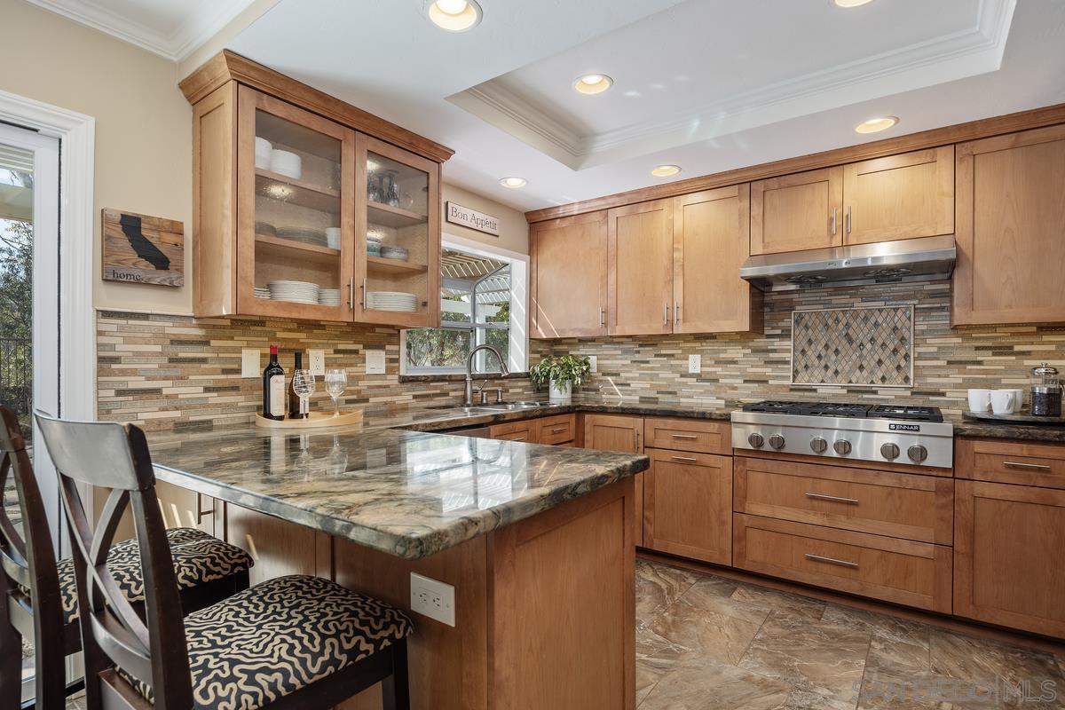 Detail Gallery Image 11 of 34 For 12026  Medoc Ln., San Diego,  CA 92131 - 4 Beds | 2/1 Baths