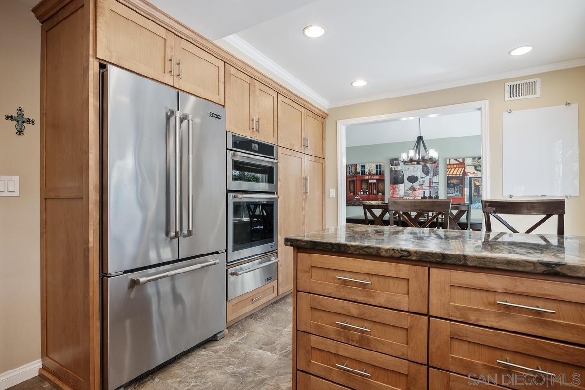 Detail Gallery Image 14 of 34 For 12026  Medoc Ln., San Diego,  CA 92131 - 4 Beds | 2/1 Baths