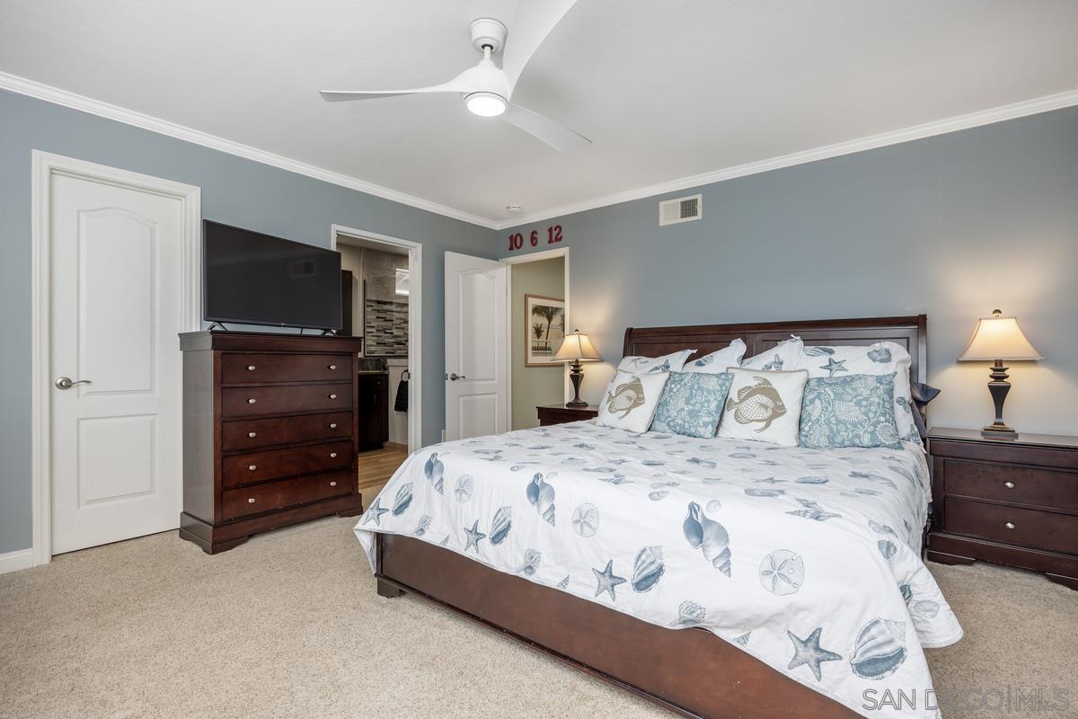 Detail Gallery Image 18 of 34 For 12026  Medoc Ln., San Diego,  CA 92131 - 4 Beds | 2/1 Baths