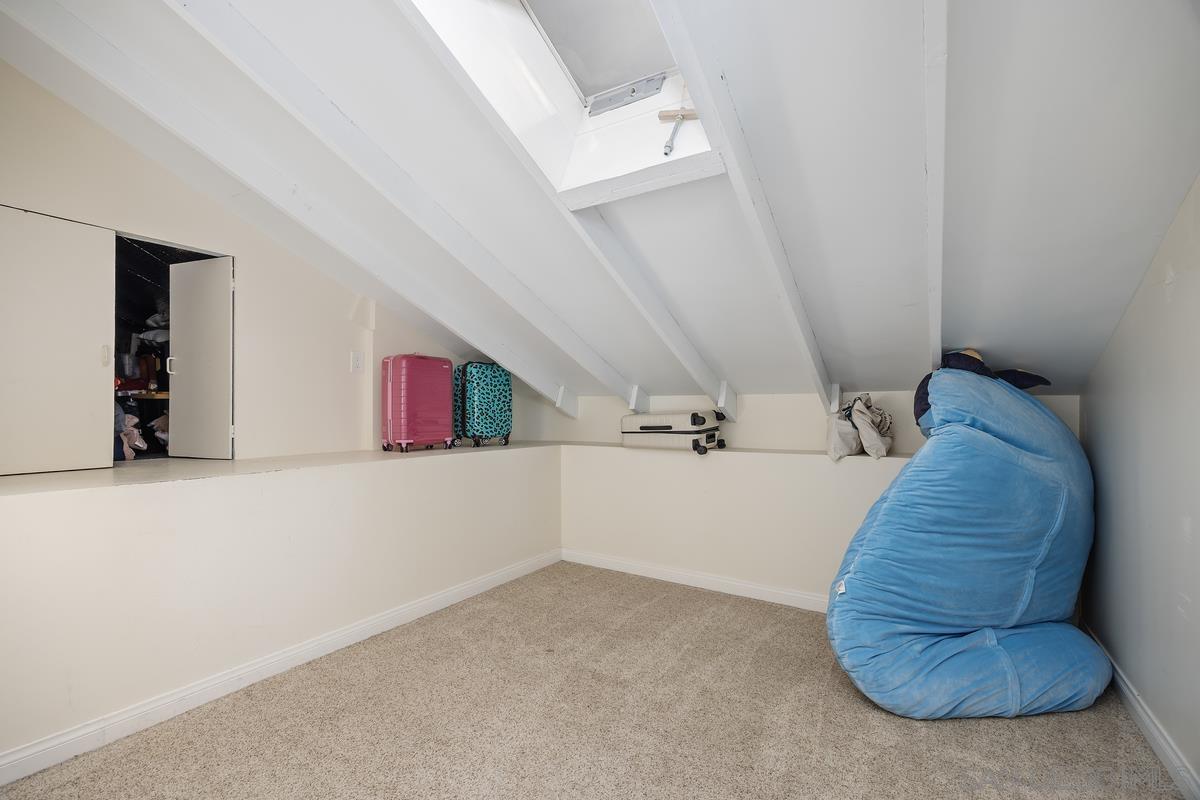 Detail Gallery Image 23 of 34 For 12026  Medoc Ln., San Diego,  CA 92131 - 4 Beds | 2/1 Baths