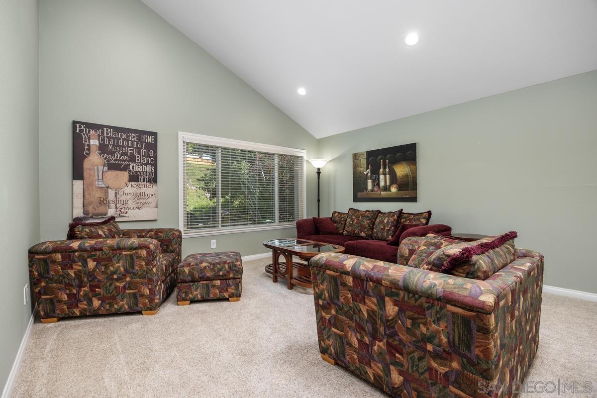 Detail Gallery Image 7 of 34 For 12026  Medoc Ln., San Diego,  CA 92131 - 4 Beds | 2/1 Baths