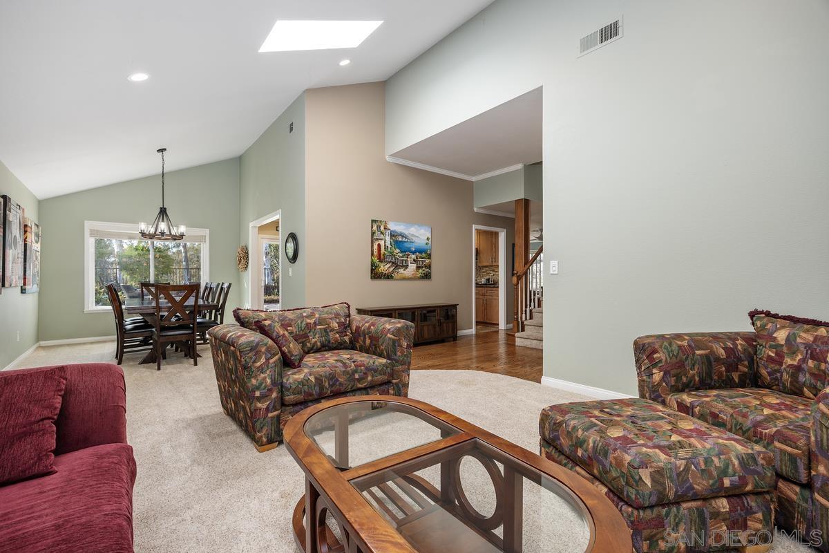 Detail Gallery Image 8 of 34 For 12026  Medoc Ln., San Diego,  CA 92131 - 4 Beds | 2/1 Baths