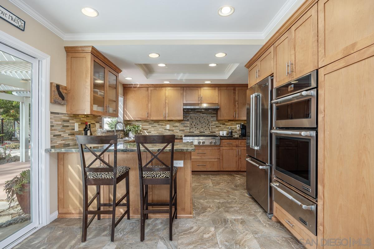 Detail Gallery Image 10 of 34 For 12026  Medoc Ln., San Diego,  CA 92131 - 4 Beds | 2/1 Baths