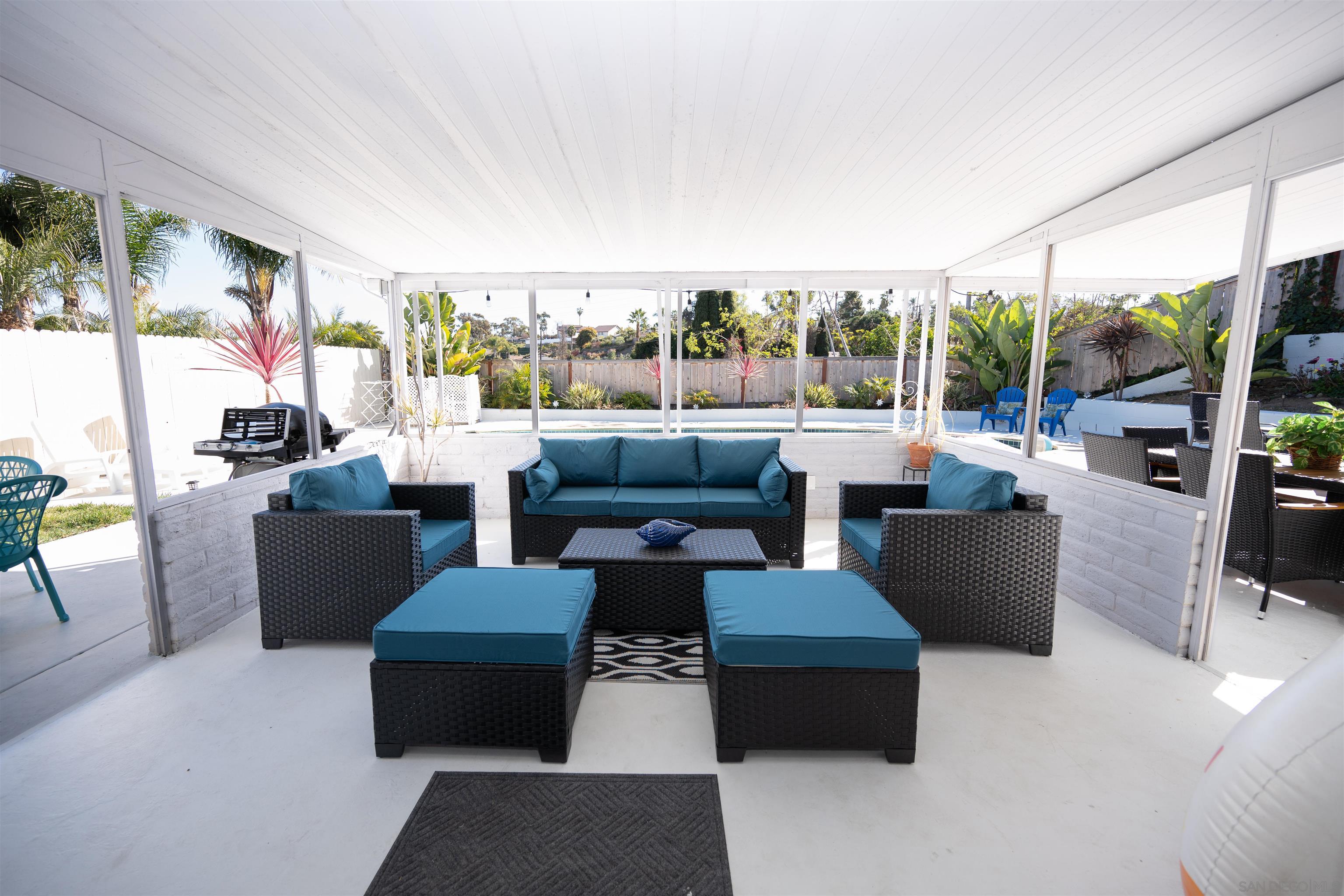 Detail Gallery Image 16 of 19 For Hilldale, Oceanside,  CA 92054 - 3 Beds | 2 Baths