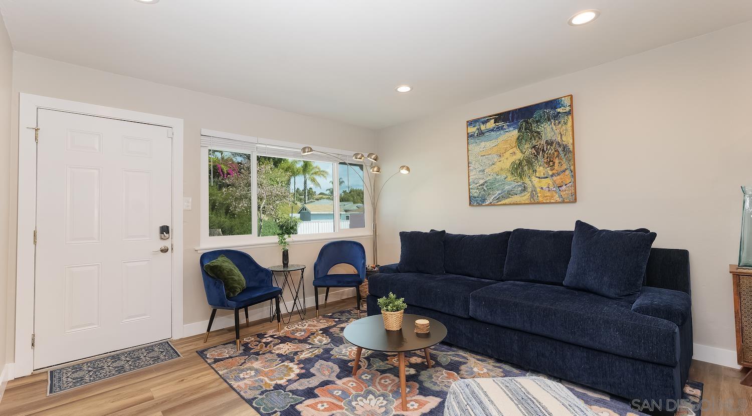 Detail Gallery Image 8 of 19 For Hilldale, Oceanside,  CA 92054 - 3 Beds | 2 Baths