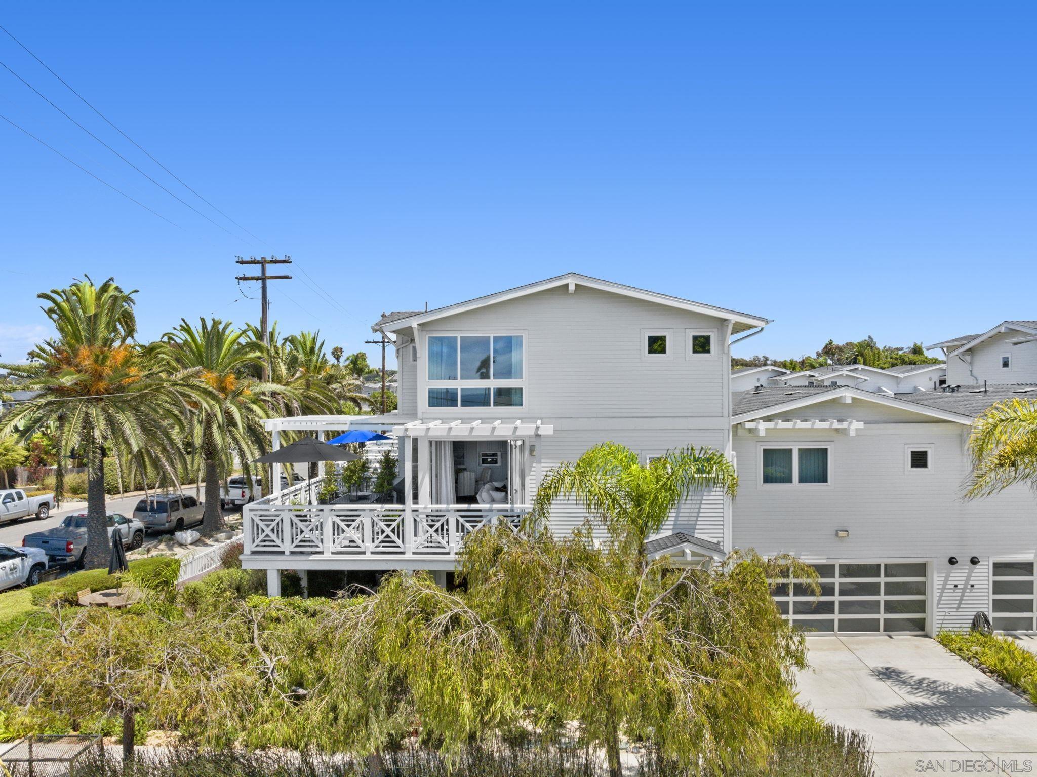 Front Image Thumbnail for SD250037143