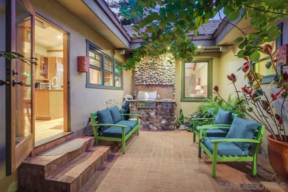 Front Image Thumbnail for SD250037170