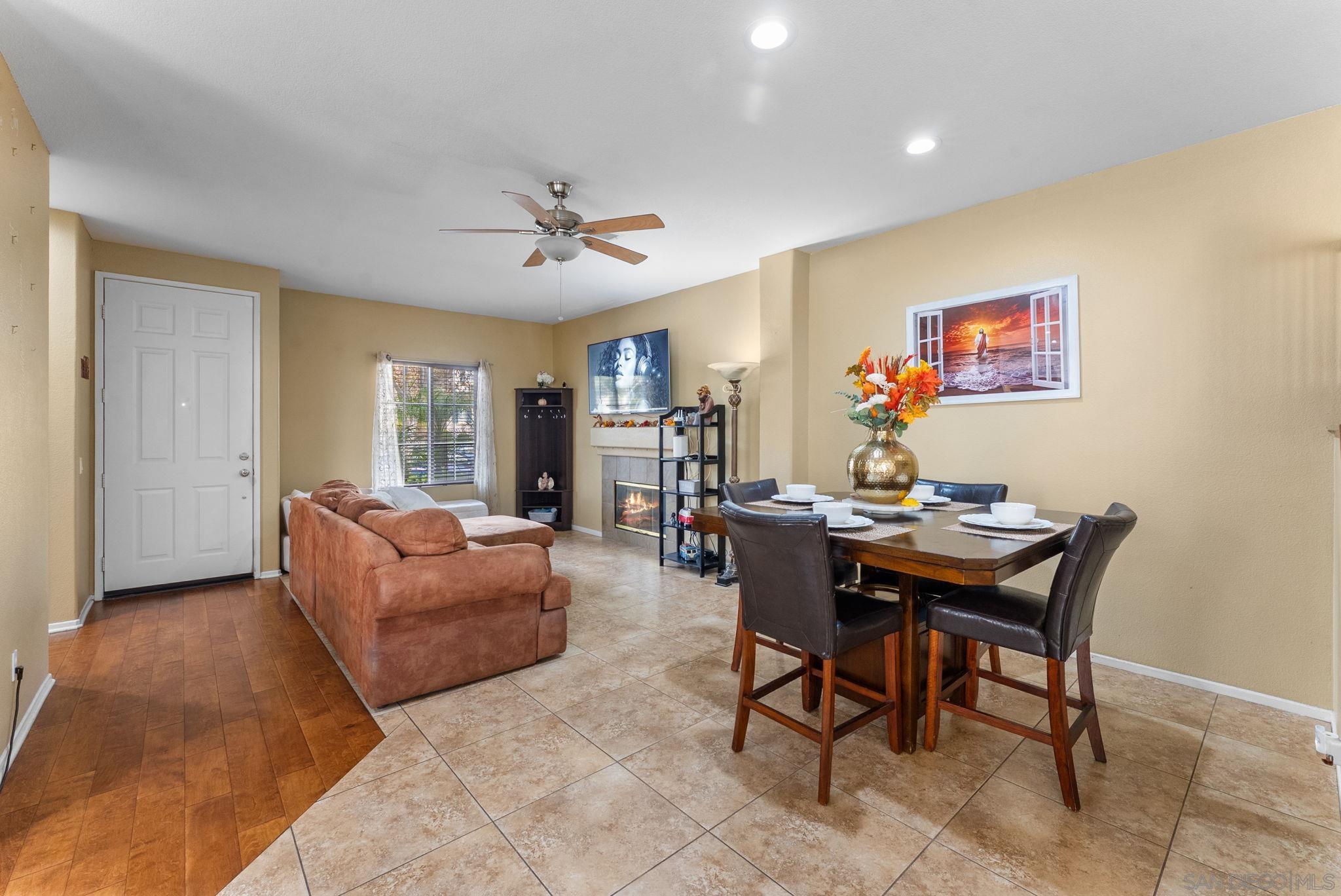 Detail Gallery Image 7 of 37 For 1924  Geyserville Street, Chula Vista,  CA 91913 - 4 Beds | 2/1 Baths