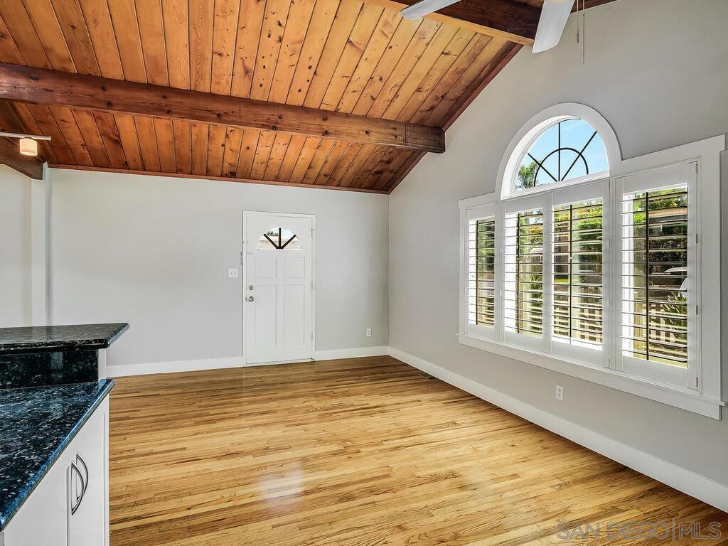 Detail Gallery Image 6 of 27 For 3614  Wawona Dr, San Diego,  CA 92106 - 3 Beds | 2 Baths