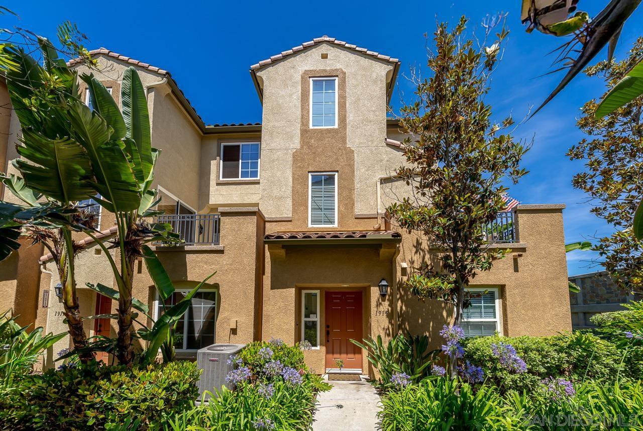 Front Image Thumbnail for SD250037293