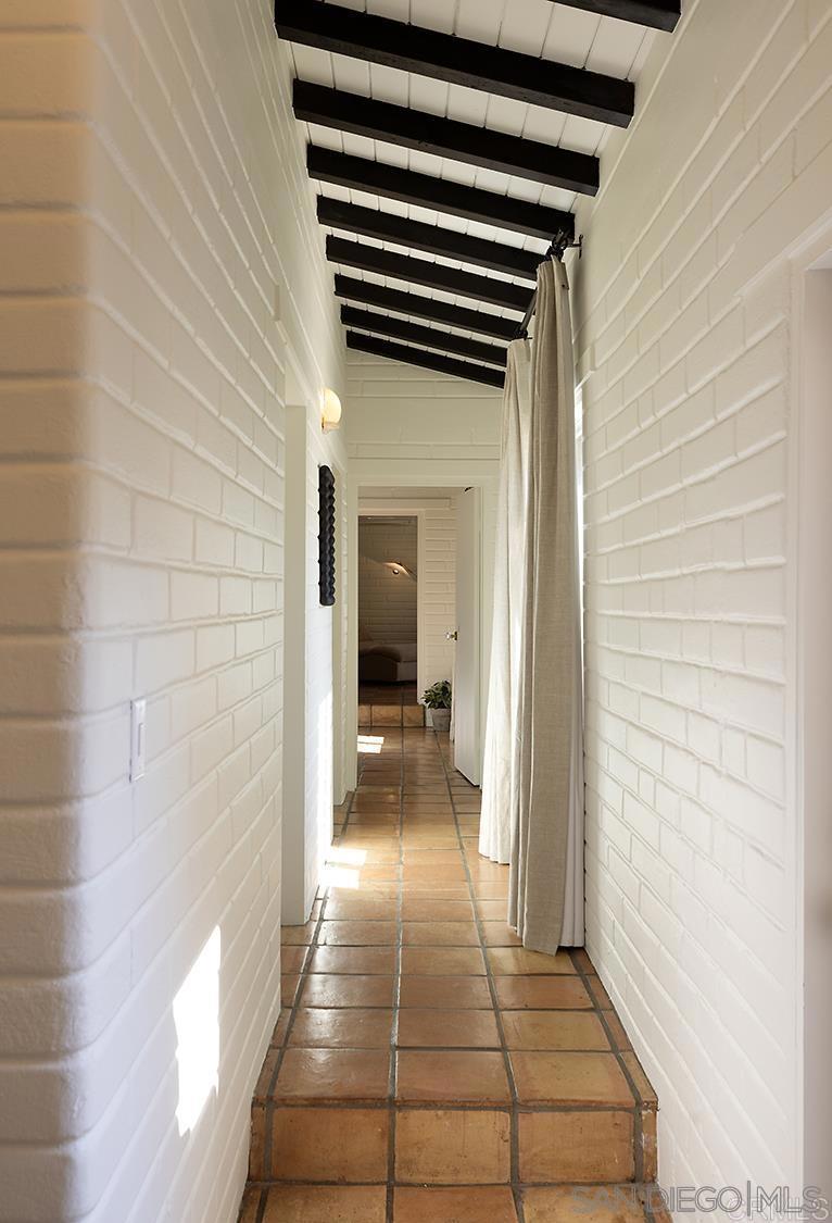 Detail Gallery Image 4 of 8 For 1935  Santa Fe Avenue, Del Mar,  CA 92014 - 3 Beds | 2 Baths