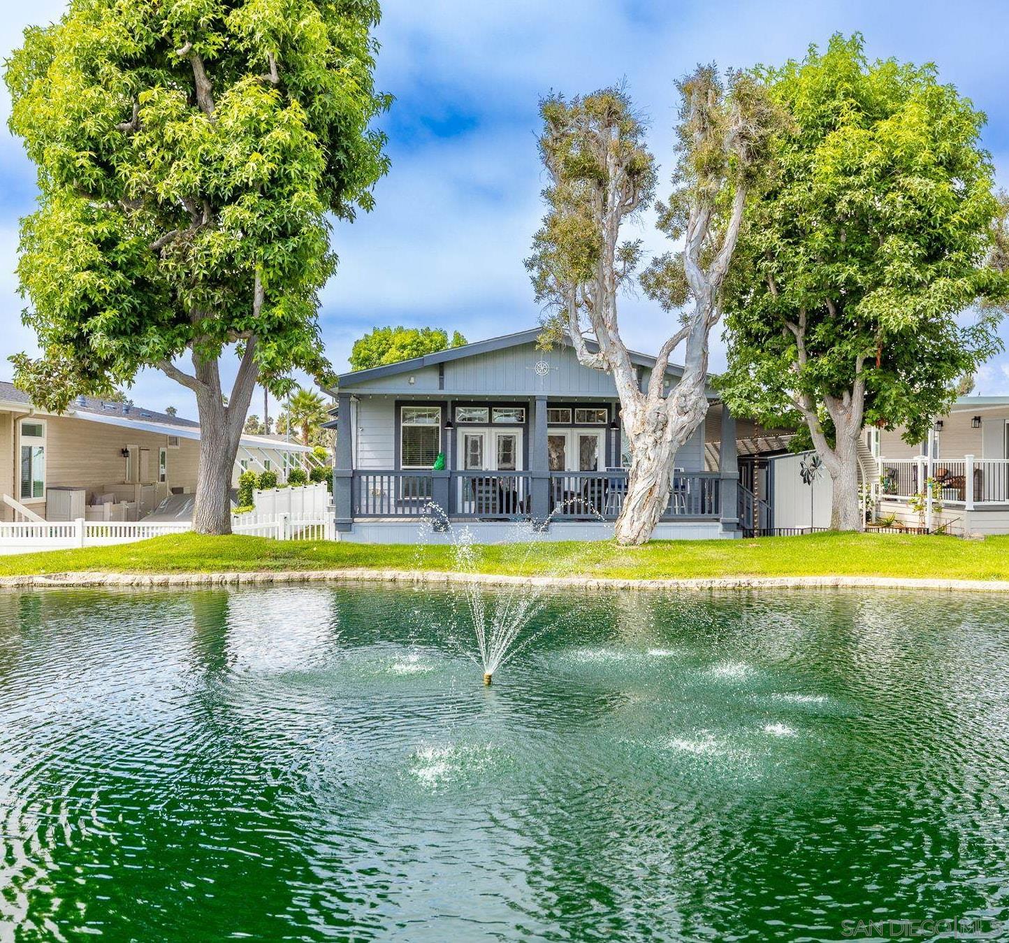 Front Image Thumbnail for SD250037374