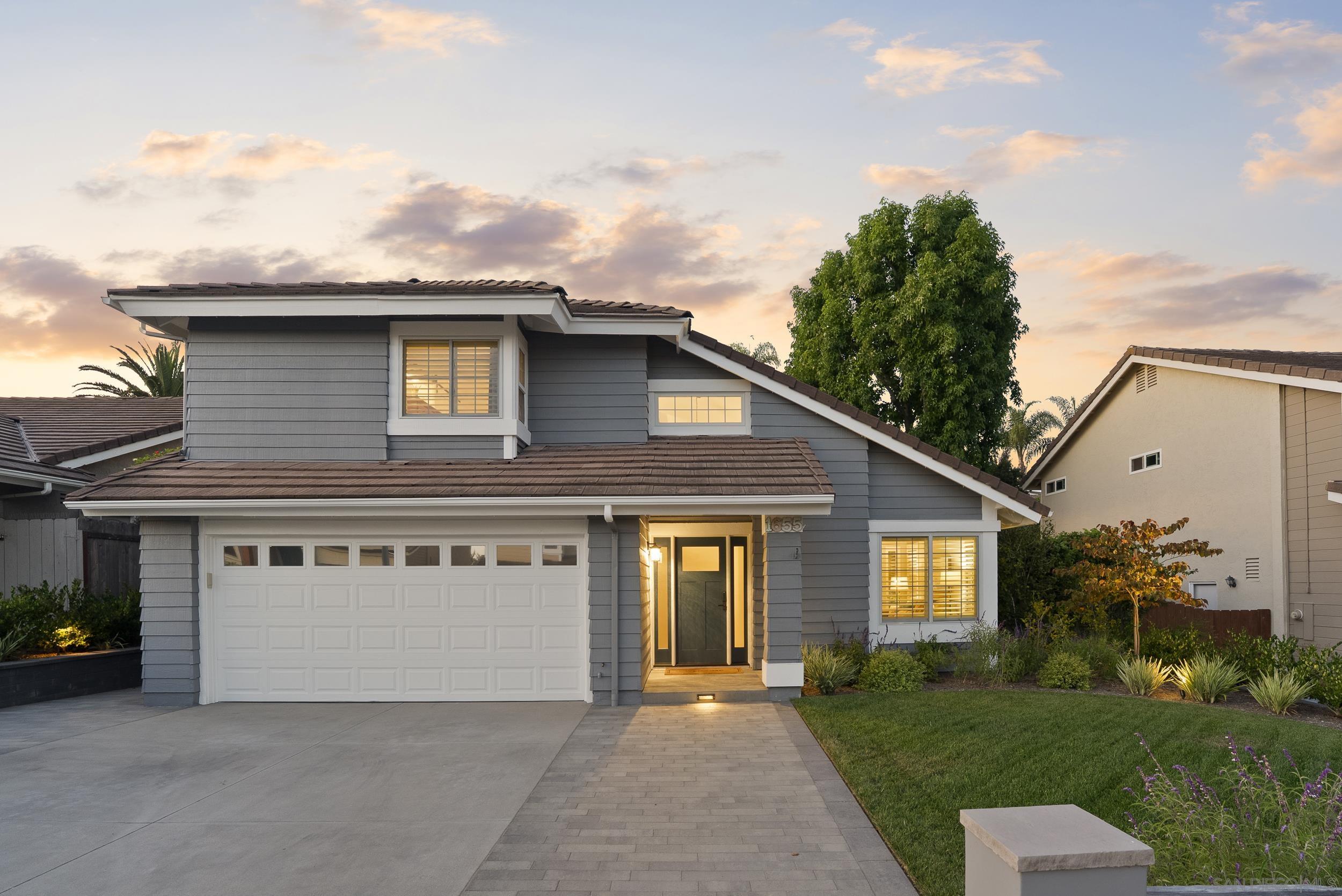 Front Image Thumbnail for SD250037406