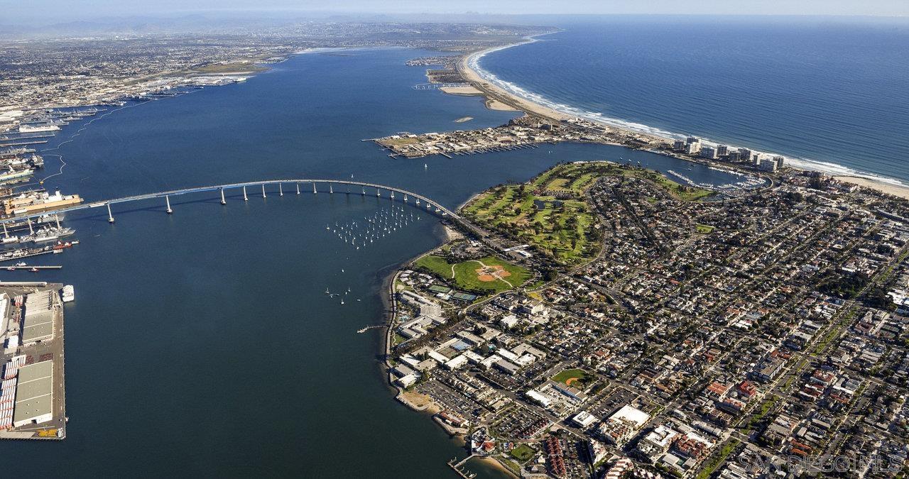 Detail Gallery Image 29 of 31 For 1750  Avenida Del Mundo  904, Coronado,  CA 92118 - 3 Beds | 3 Baths