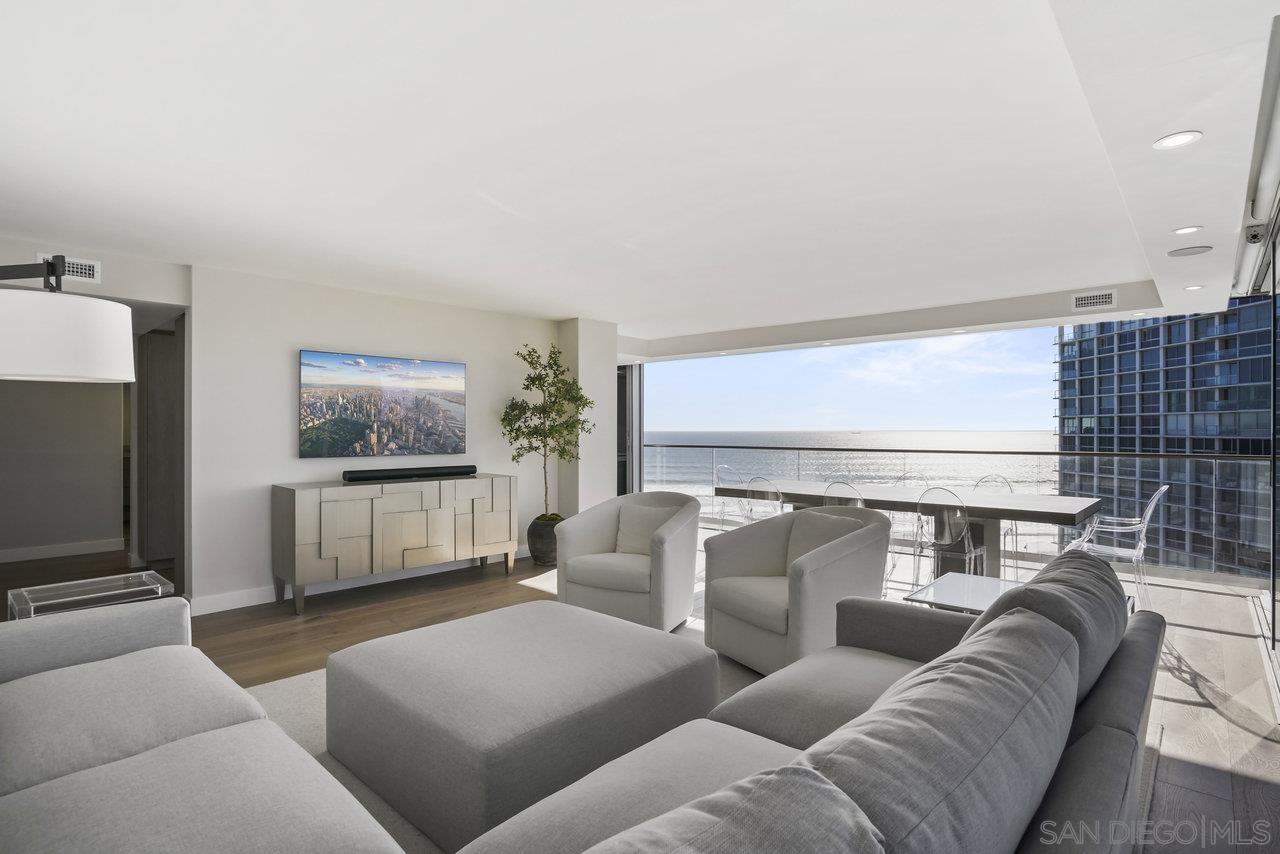 Detail Gallery Image 4 of 31 For 1750  Avenida Del Mundo  904, Coronado,  CA 92118 - 3 Beds | 3 Baths