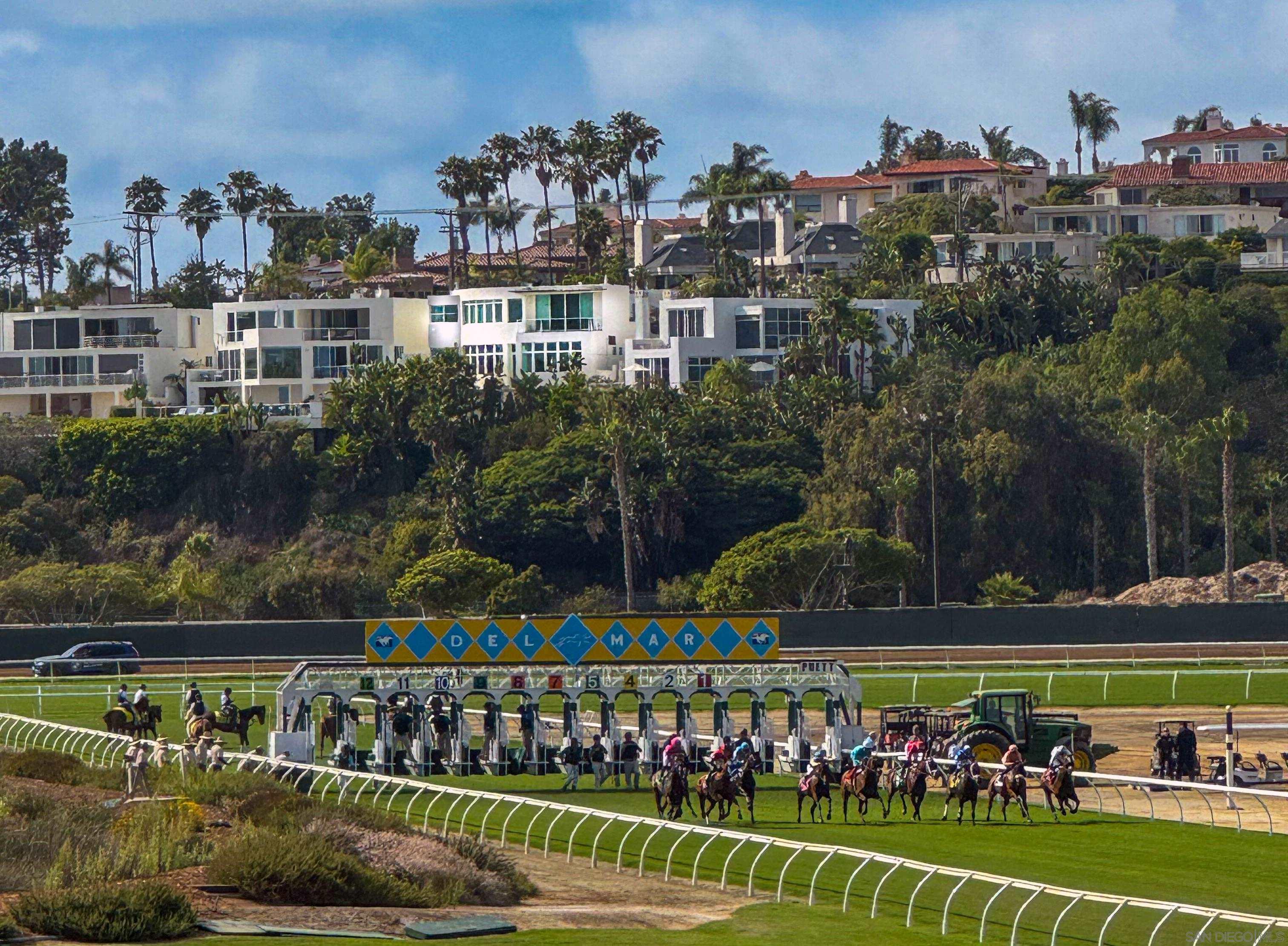 Front Image Thumbnail for SD250037482