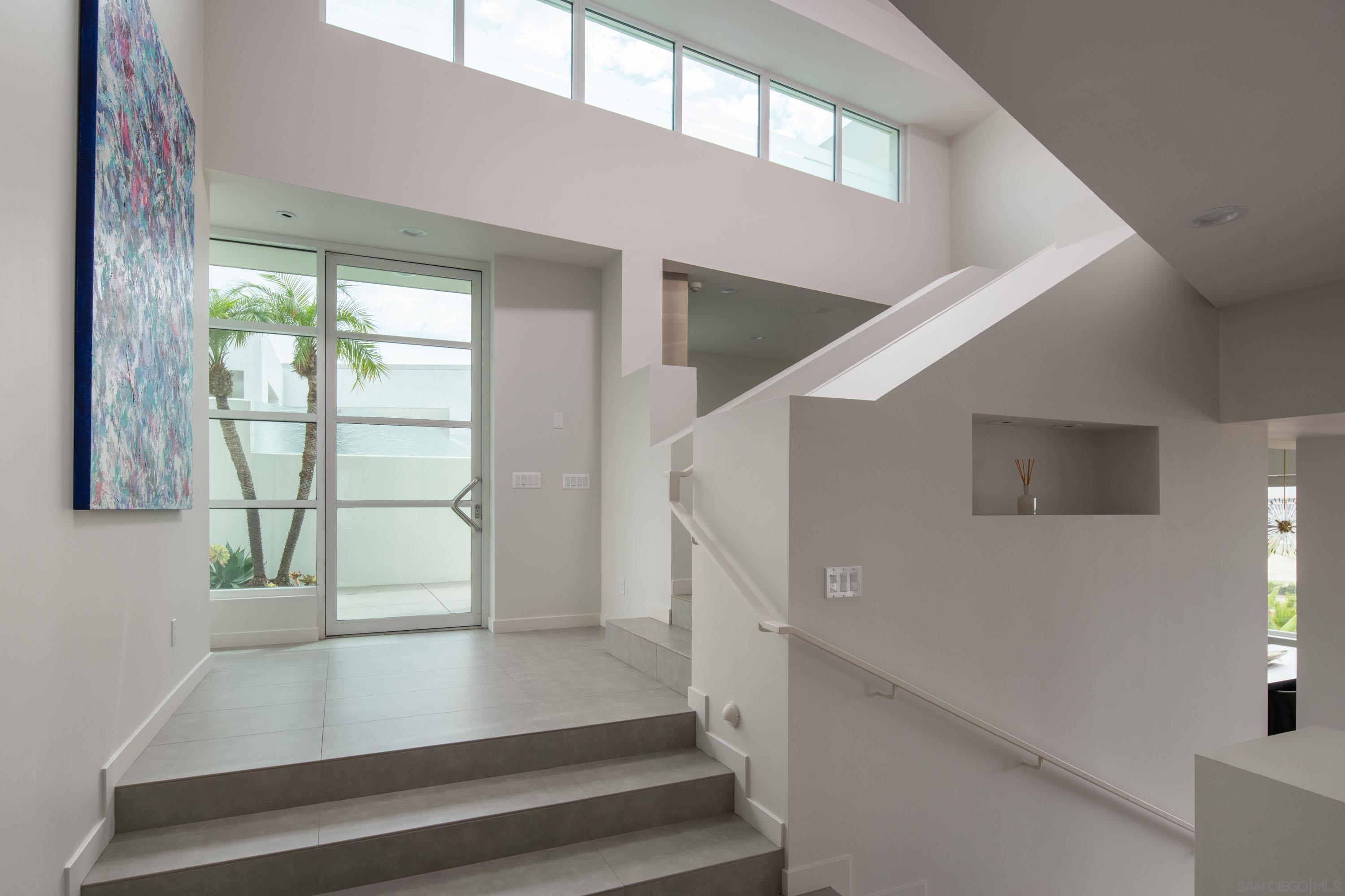 Detail Gallery Image 5 of 25 For 121  via De La Valle, Del Mar,  CA 92014 - 4 Beds | 4/1 Baths