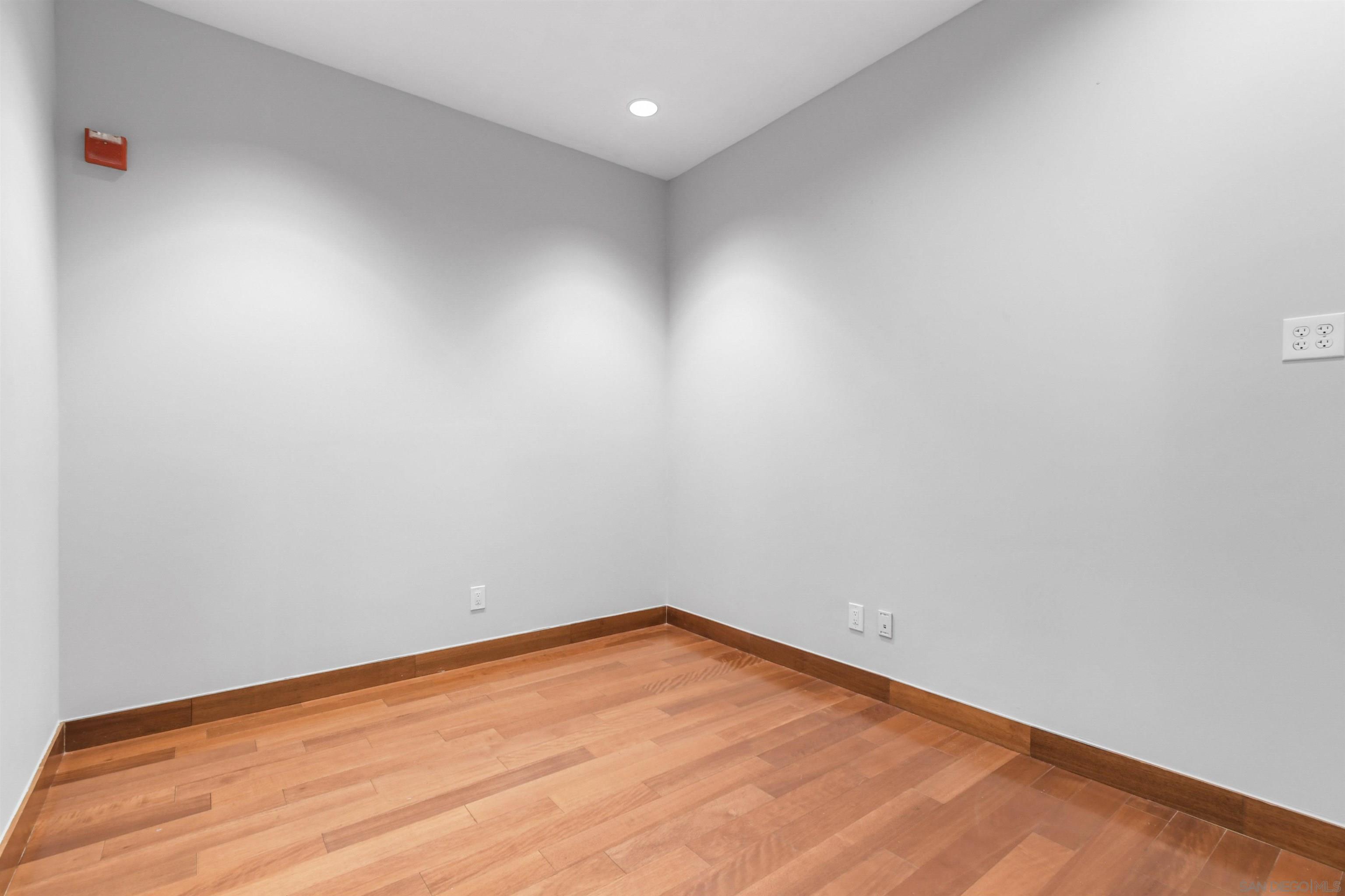 Detail Gallery Image 14 of 36 For 2563  Mast Way, Chula Vista,  CA 91914 - – Beds | – Baths