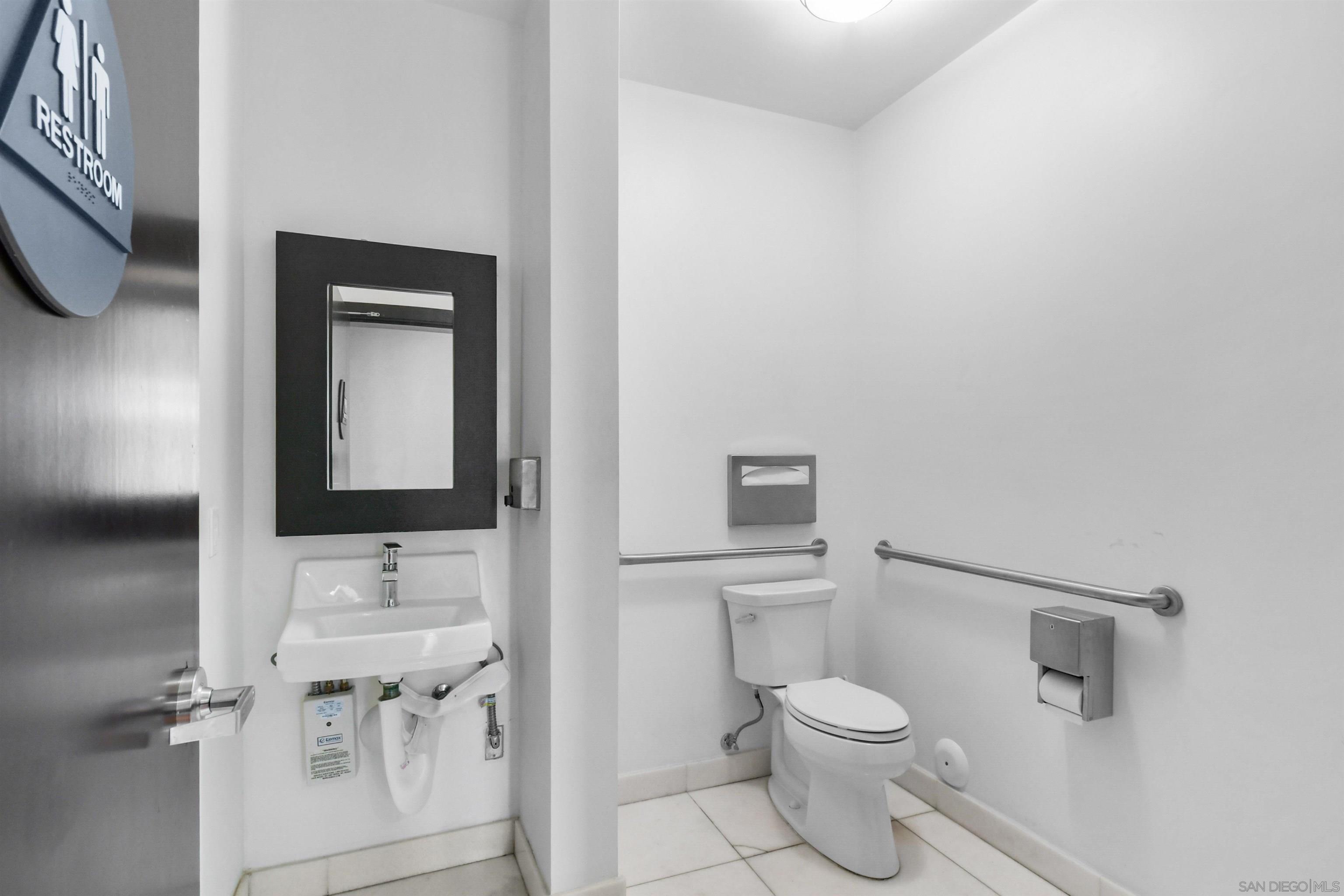 Detail Gallery Image 18 of 36 For 2563  Mast Way, Chula Vista,  CA 91914 - – Beds | – Baths