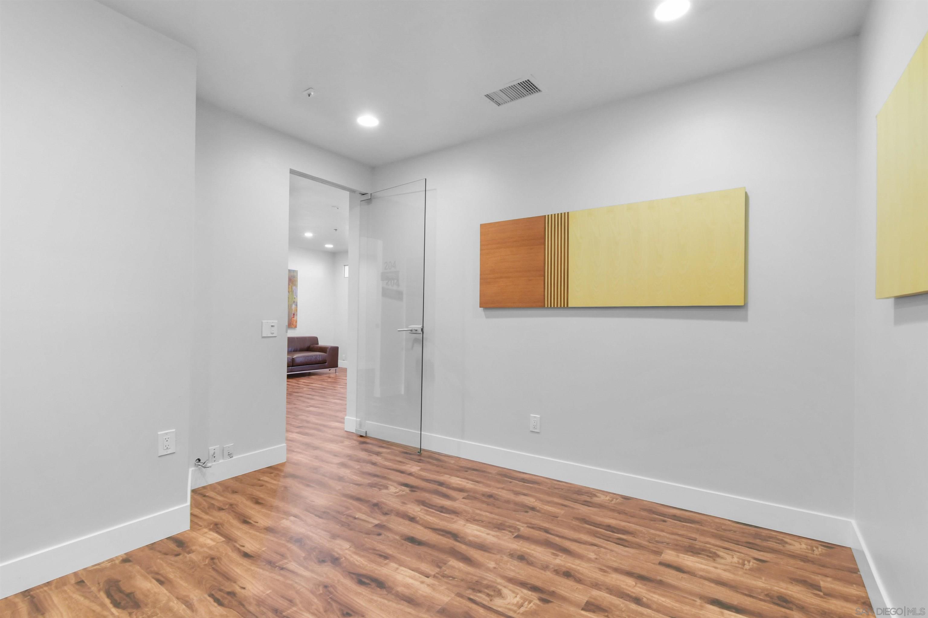 Detail Gallery Image 31 of 36 For 2563  Mast Way, Chula Vista,  CA 91914 - – Beds | – Baths