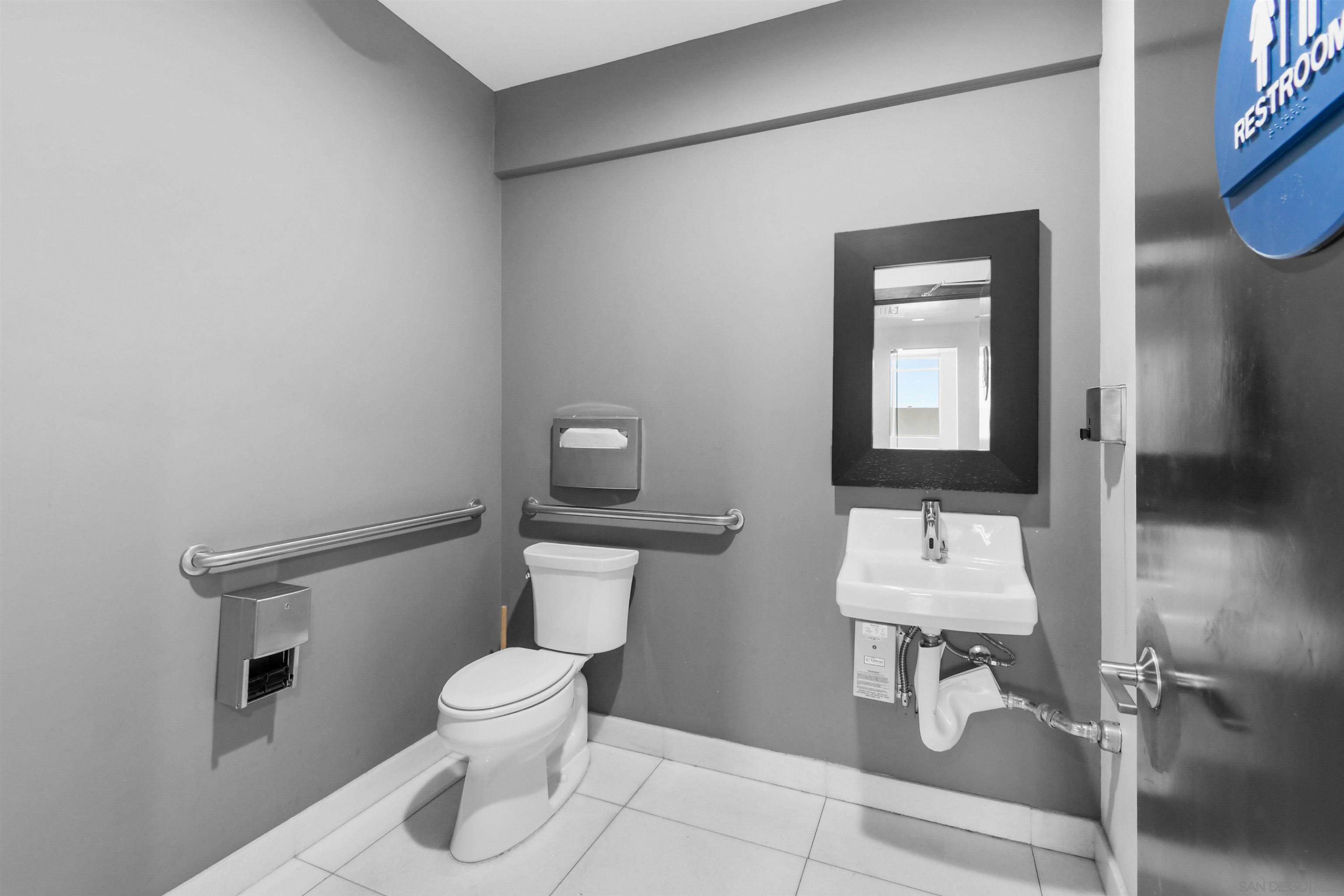 Detail Gallery Image 32 of 36 For 2563  Mast Way, Chula Vista,  CA 91914 - – Beds | – Baths