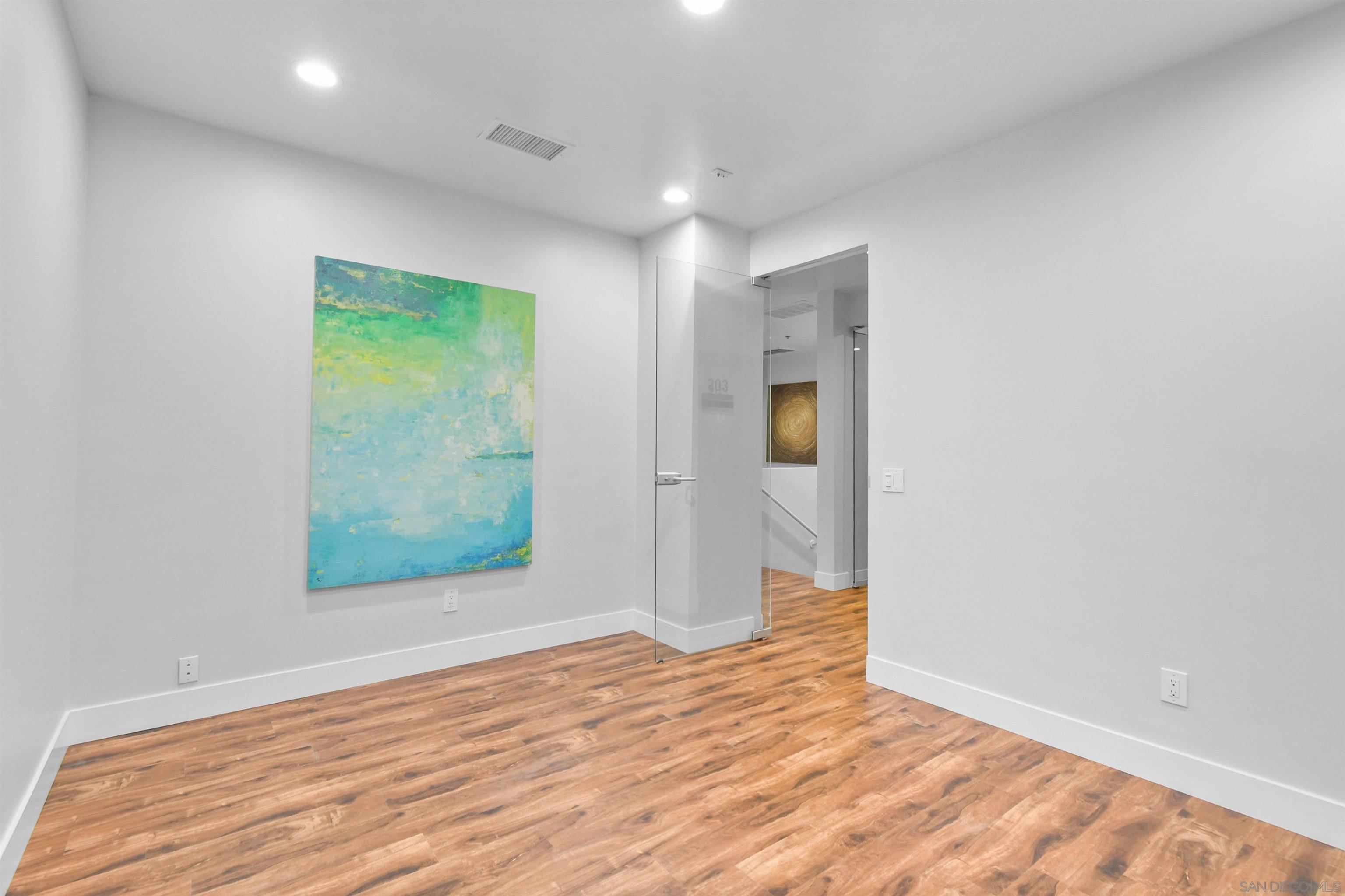 Detail Gallery Image 34 of 36 For 2563  Mast Way, Chula Vista,  CA 91914 - – Beds | – Baths