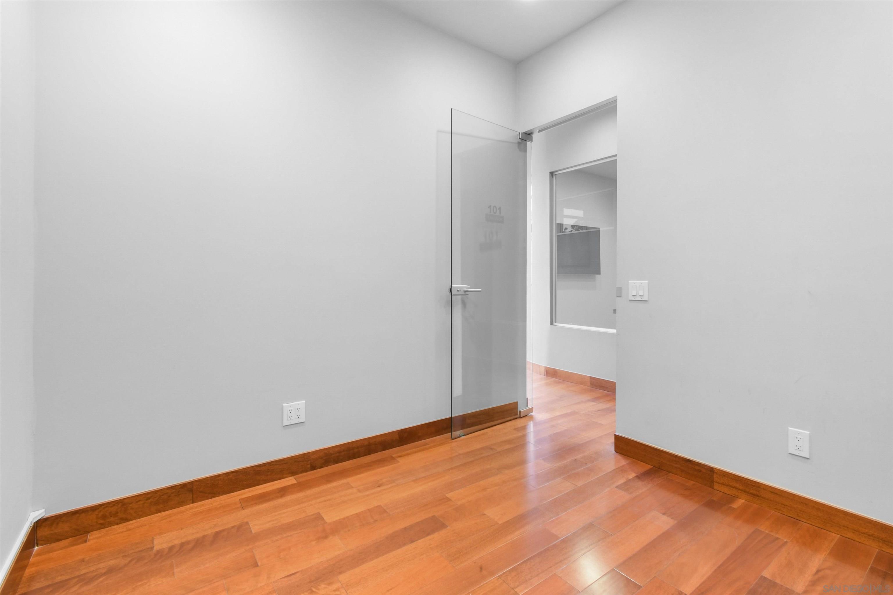 Detail Gallery Image 10 of 36 For 2563  Mast Way, Chula Vista,  CA 91914 - – Beds | – Baths