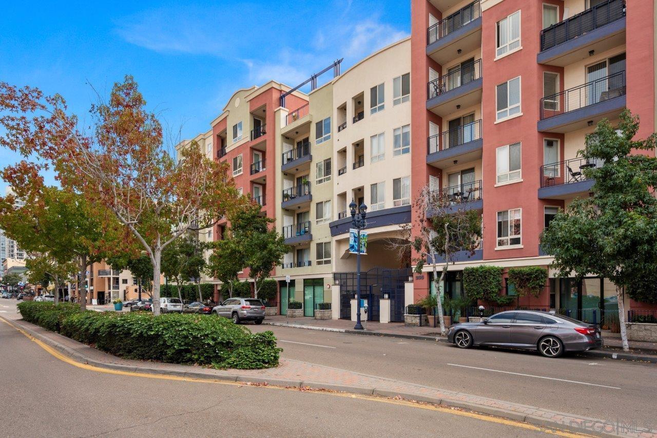 Front Image Thumbnail for SD250037573