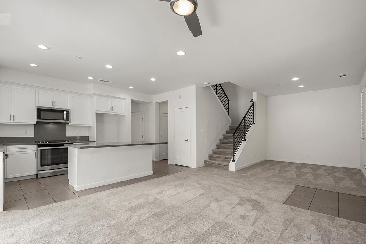 Detail Gallery Image 5 of 28 For 2028  Quartet Loop 1, Chula Vista,  CA 91915 - 4 Beds | 2/1 Baths