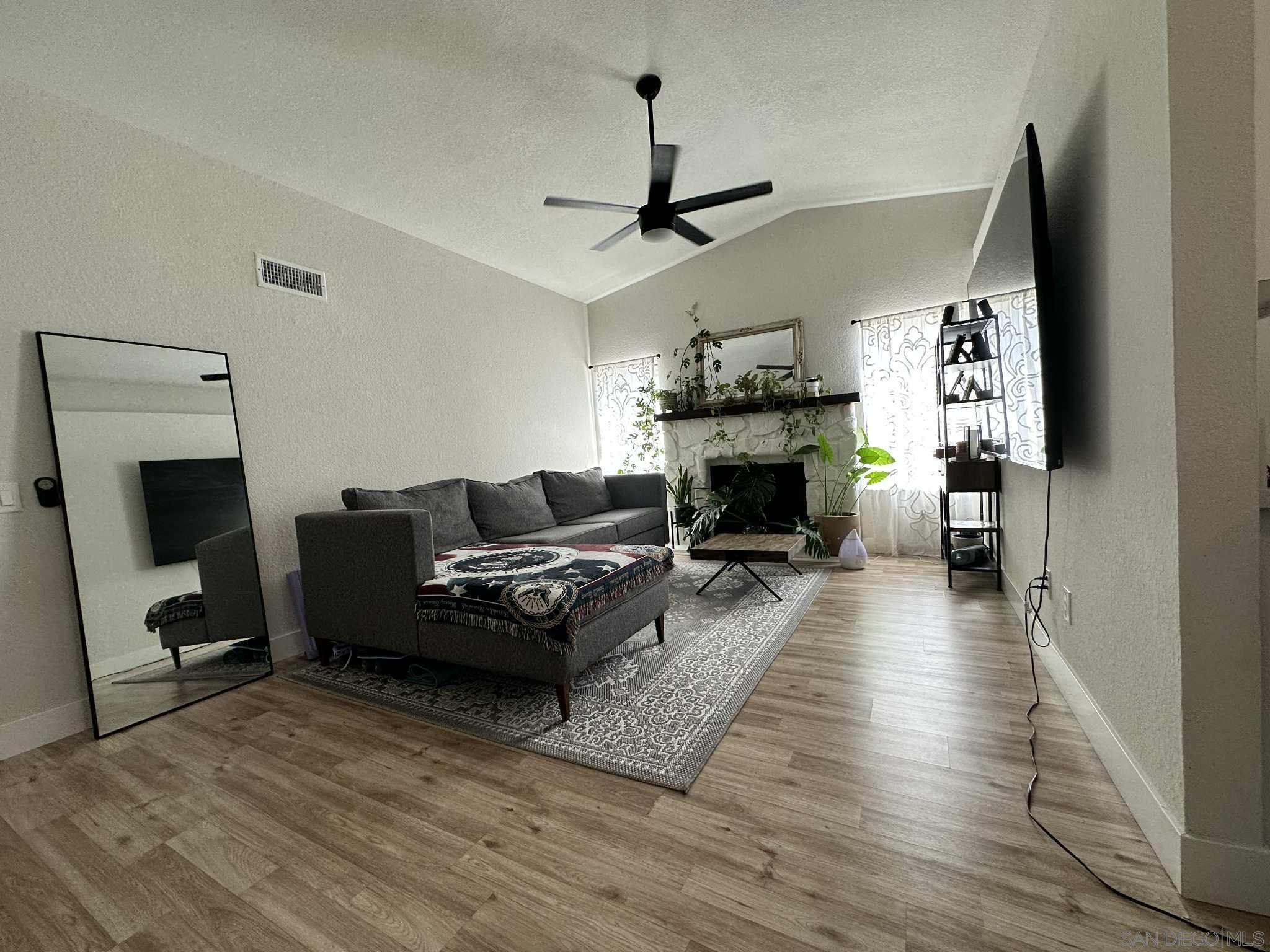 Detail Gallery Image 14 of 22 For 29721  Oakbridge Drive, Sun City,  CA 92586 - 4 Beds | 2 Baths