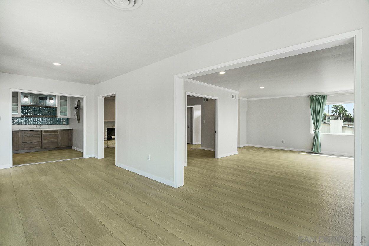 Detail Gallery Image 14 of 28 For 4462  Algeciras, San Diego,  CA 92107 - 3 Beds | 2 Baths